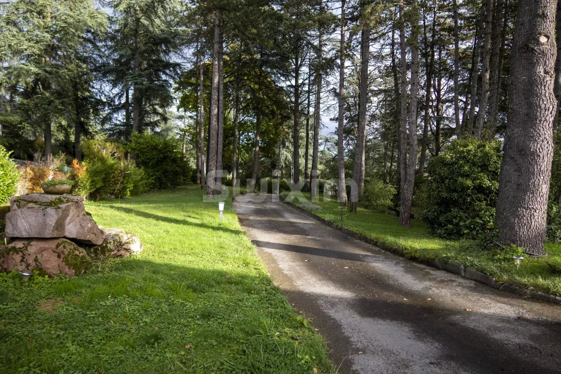 villa 8 Pièces en vente sur Beaune (21200)