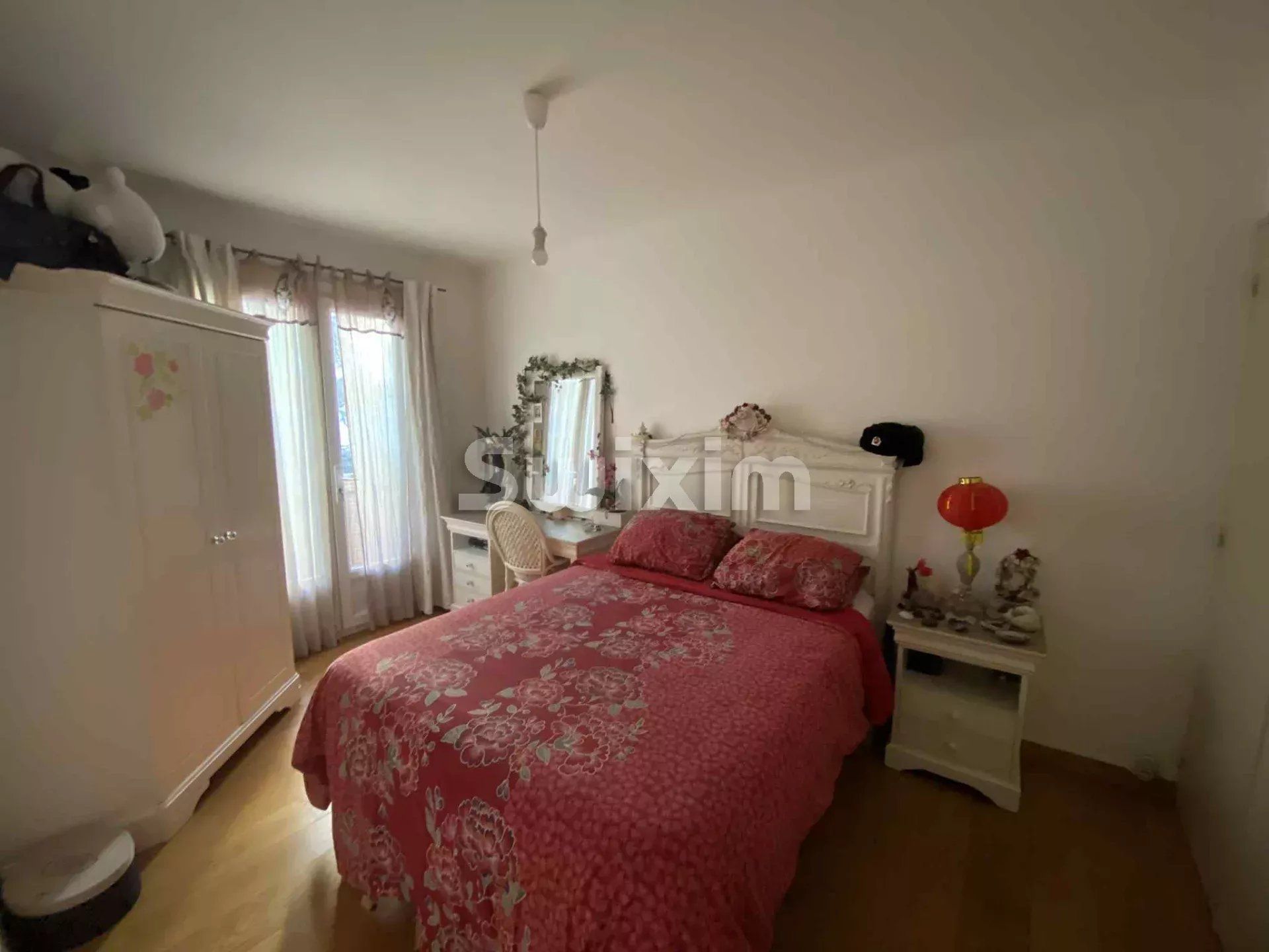 apartment 3 Rooms for sale on Avignon (84000)
