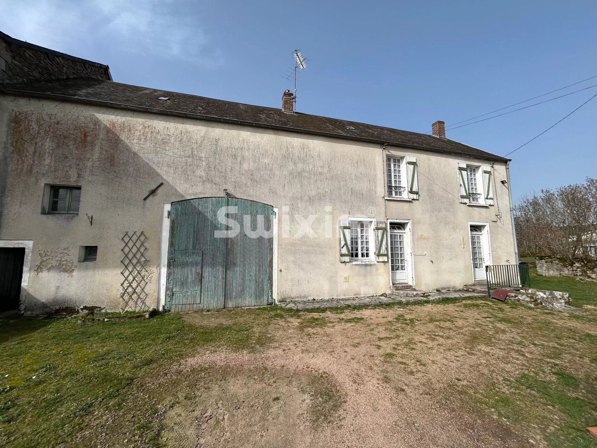 house 3 Rooms for sale on Quarré-les-Tombes (89630)