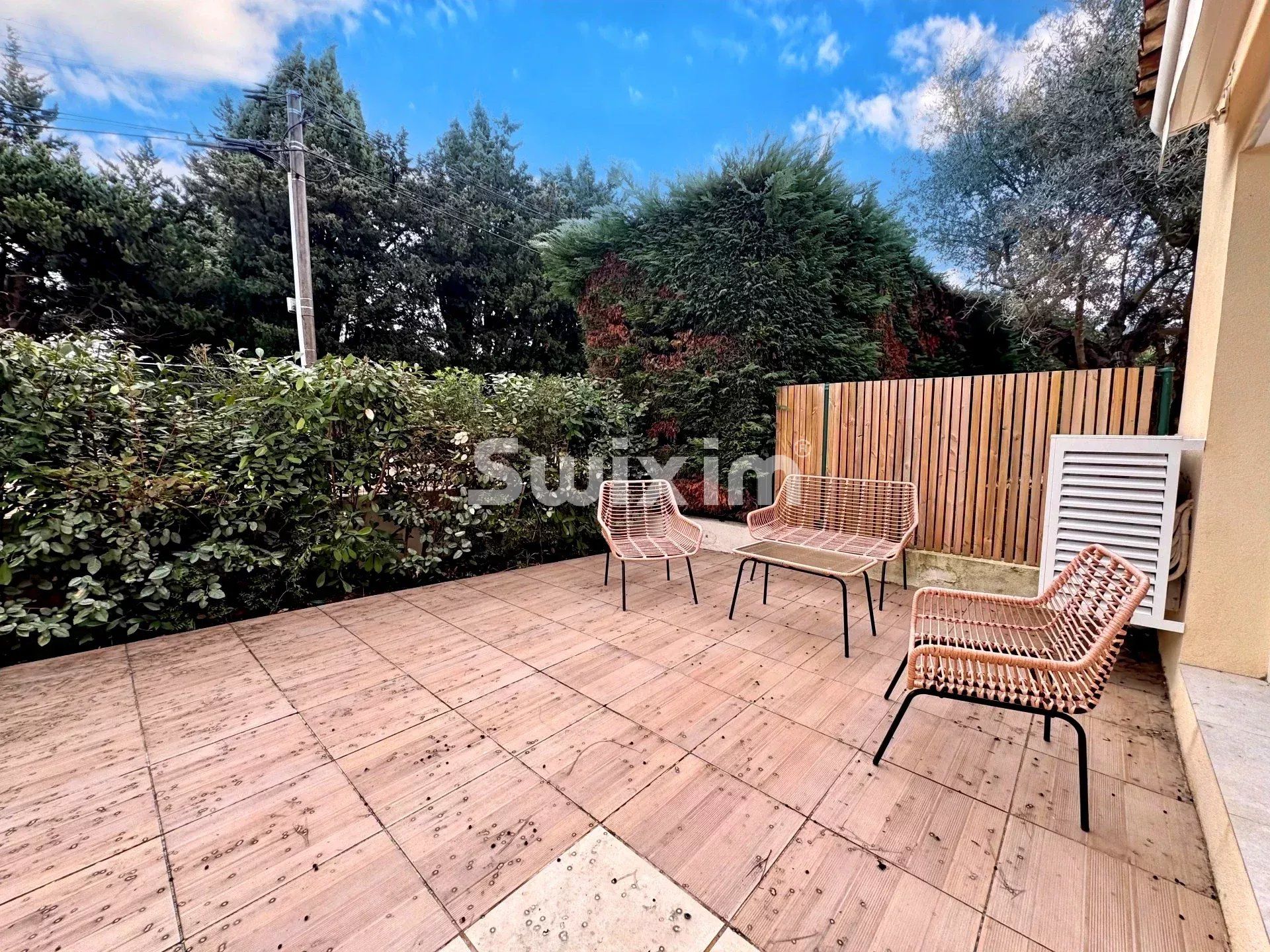 casa 3 Quartos para venda sobre Saint-Tropez (83990)