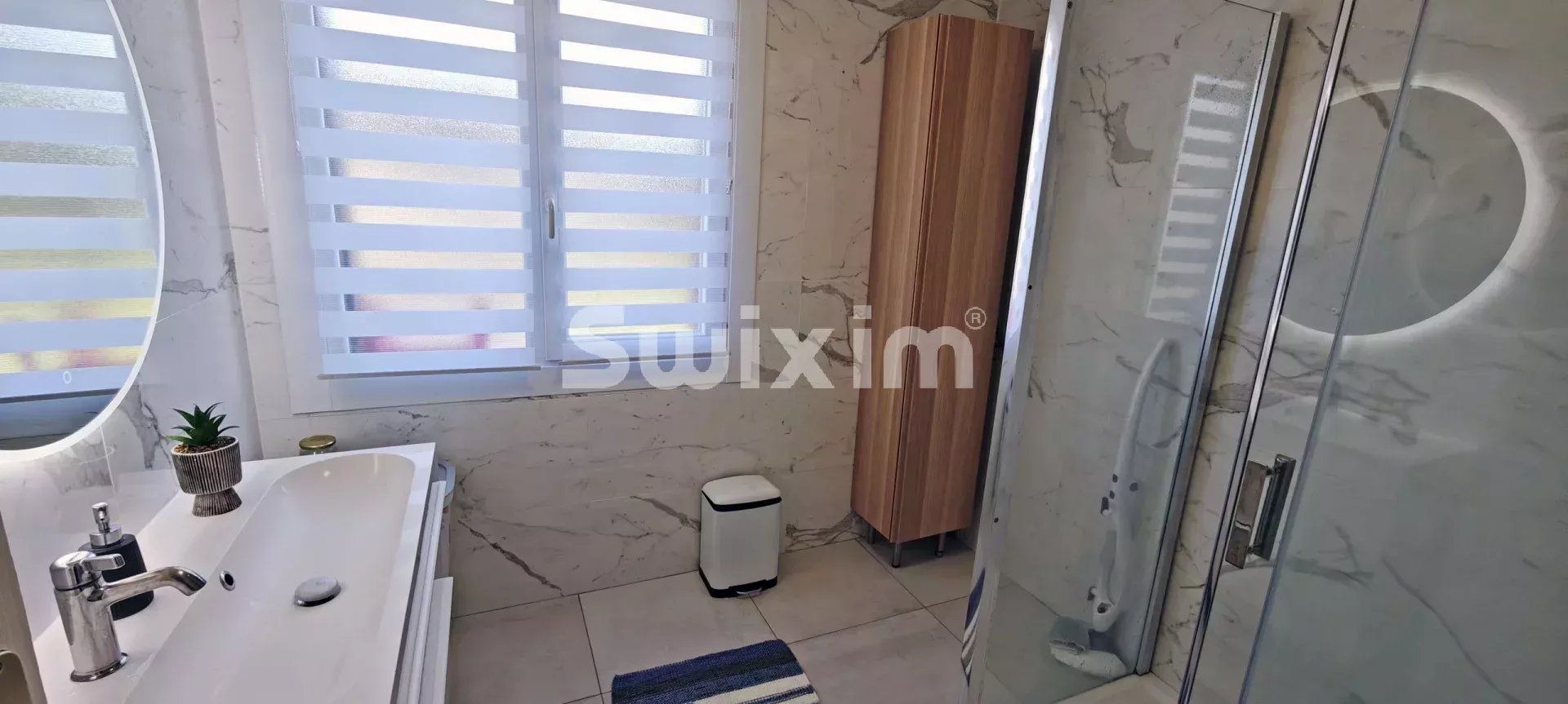 house 5 Rooms for sale on Gevry (39100)