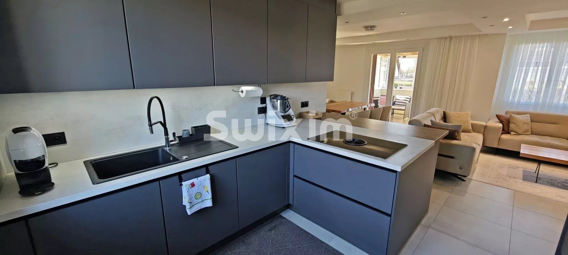 house 5 Rooms for sale on Gevry (39100)