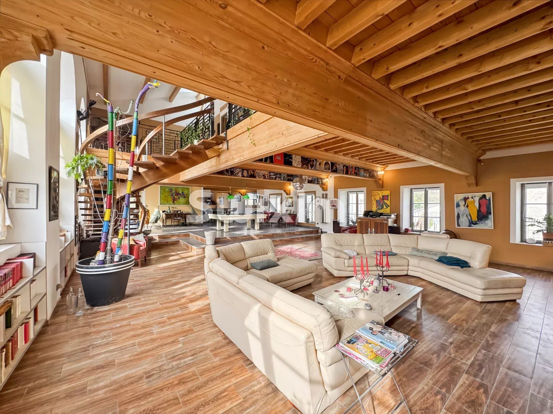 loft 7 Quartos para venda sobre Montélimar (26200)