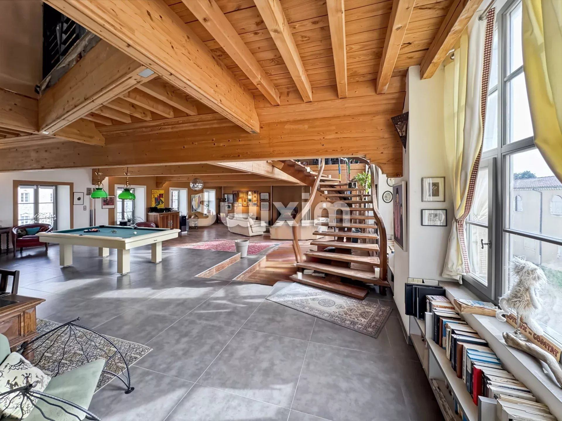 loft 7 Quartos para venda sobre Montélimar (26200)