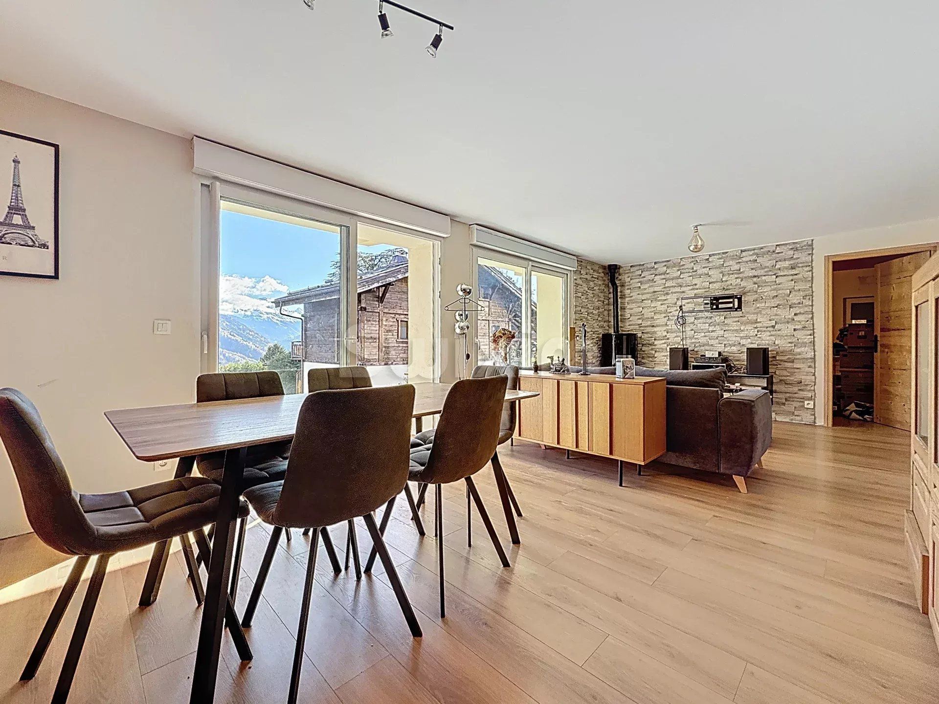 apartment 4 Rooms for sale on Passy (74190)