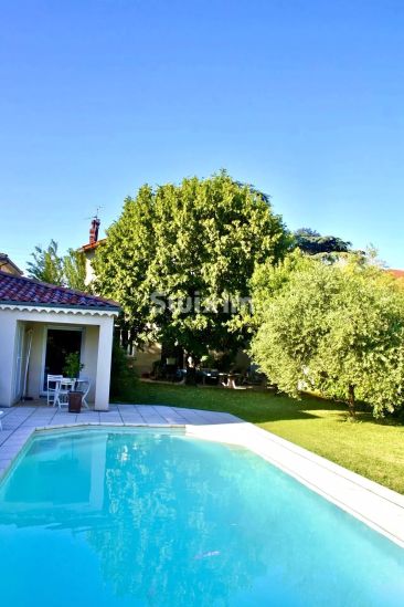 Vendita Casa Montélimar 9&nbsp;Camere 174&nbsp;m²