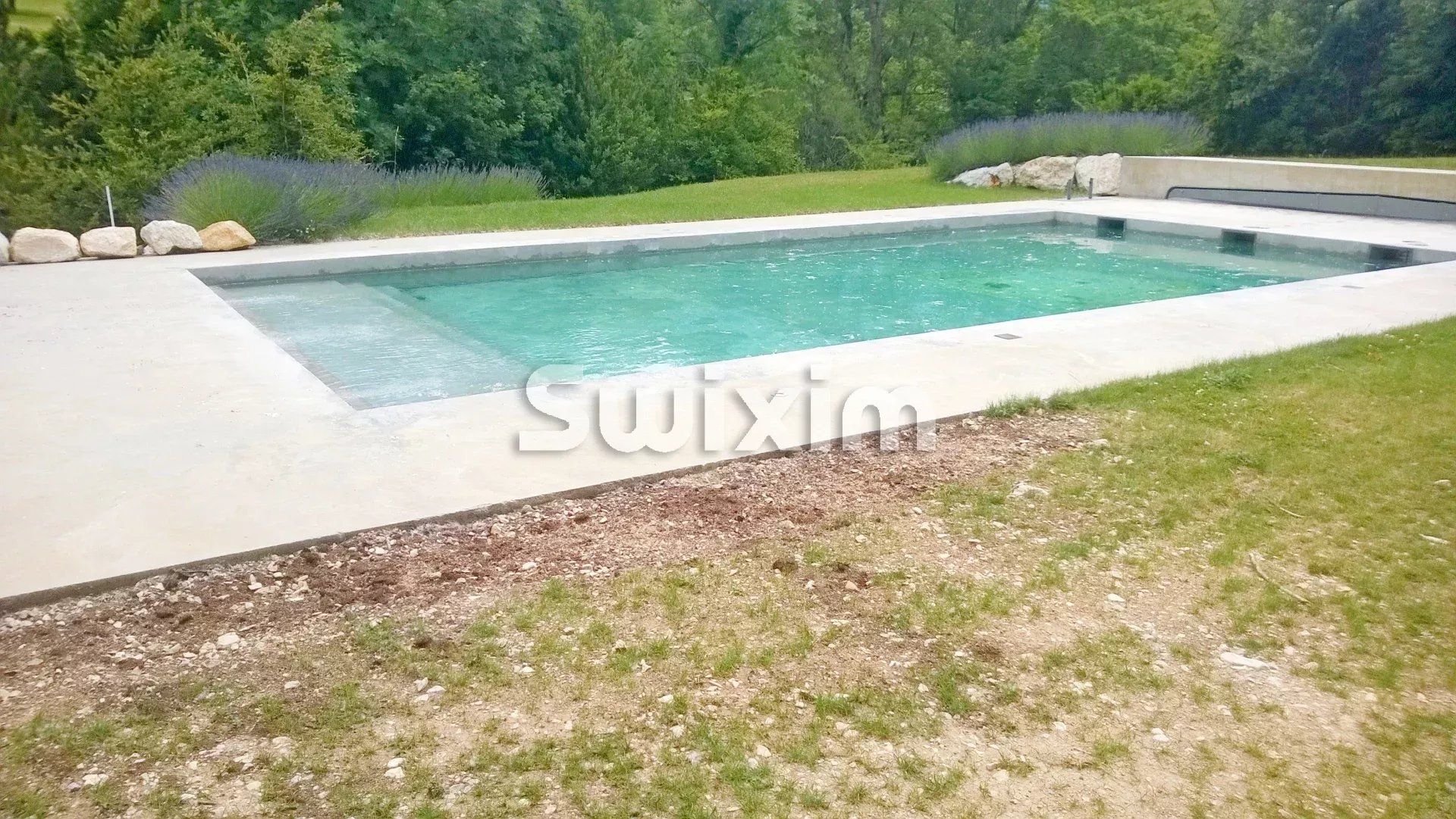 house 9 Rooms for sale on Die (26150)