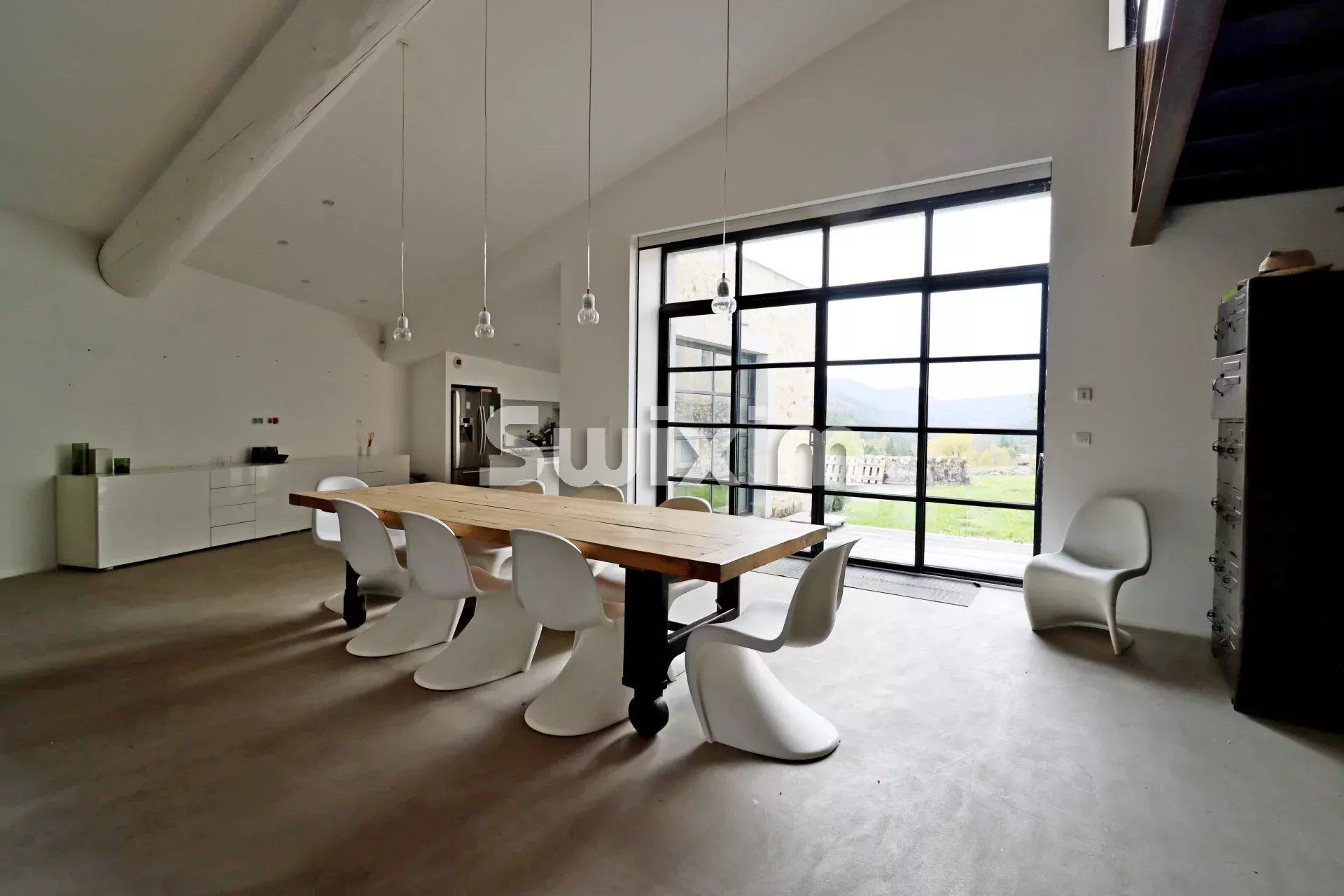 house 9 Rooms for sale on Die (26150)