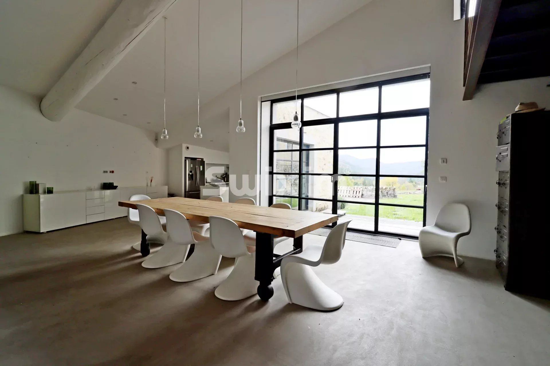 maison 9 Pièces en vente sur Die (26150)