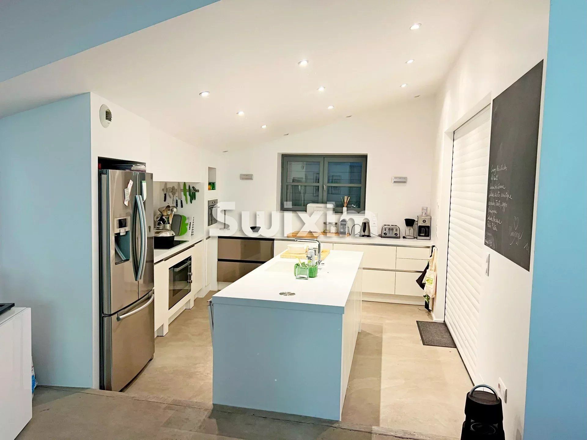 house 9 Rooms for sale on Die (26150)