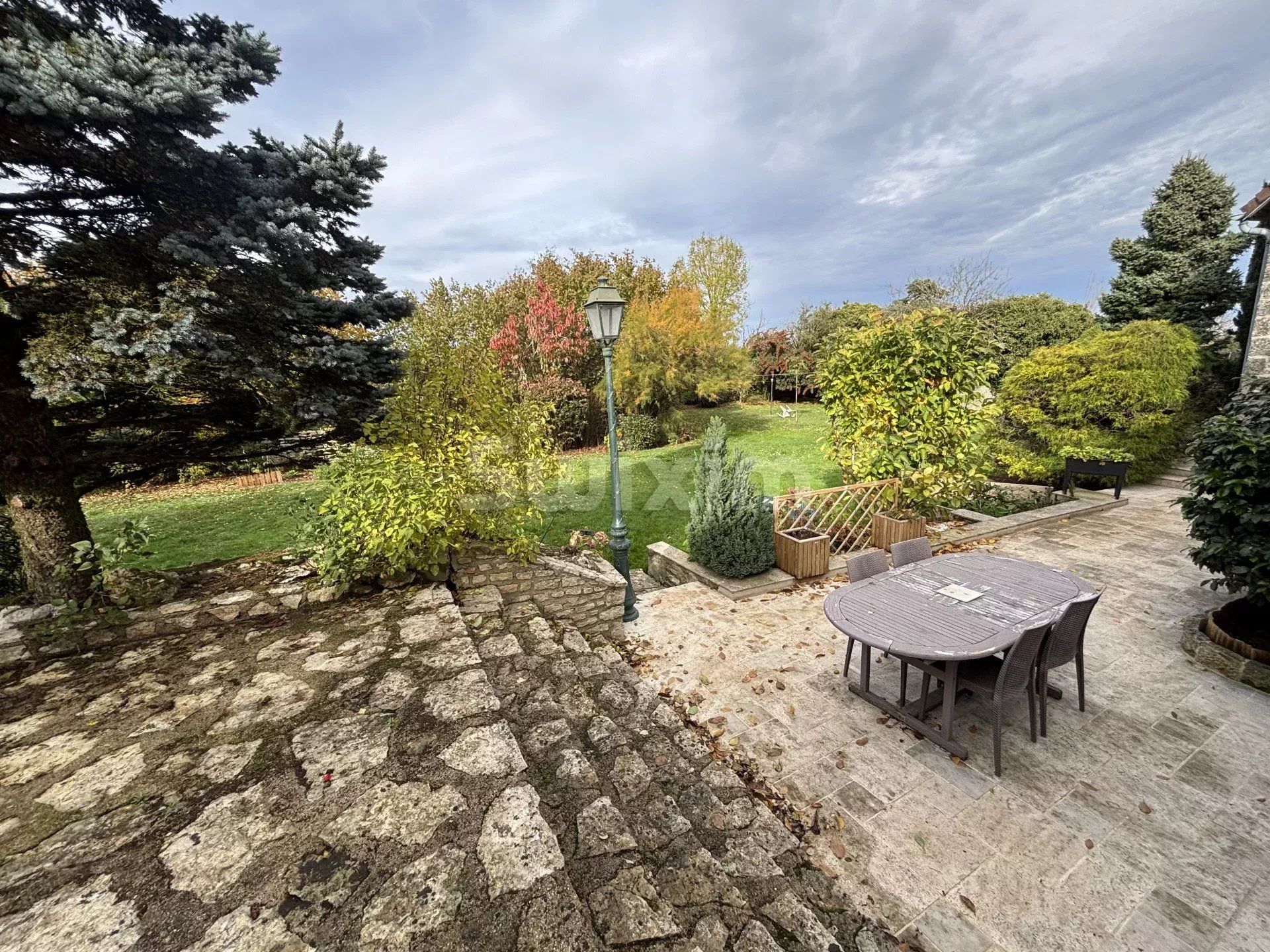 maison 8 Pièces en vente sur Bierry-les-Belles-Fontaines (89420)