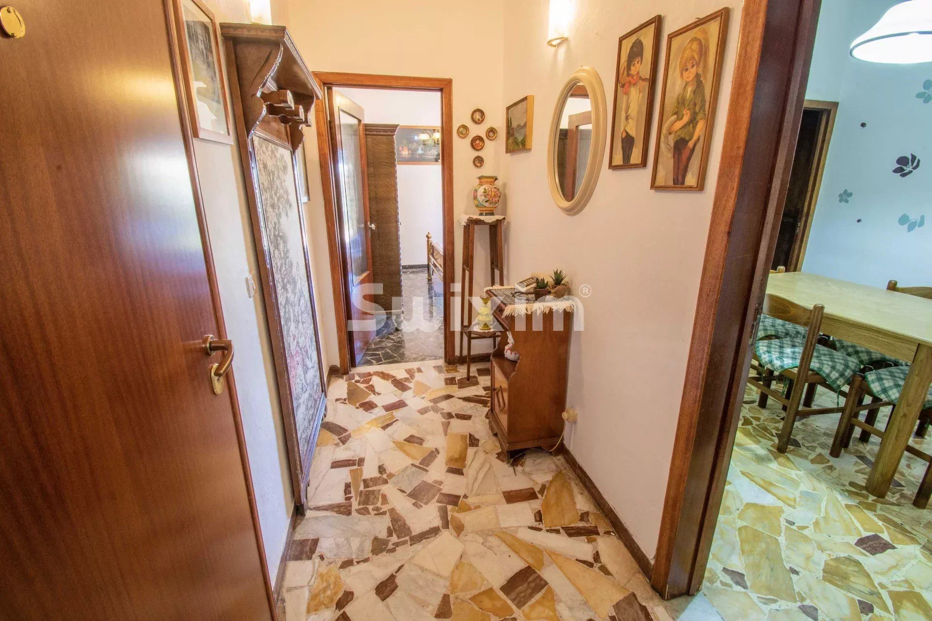 appartement 4 Pièces en vente sur Siena (53100)