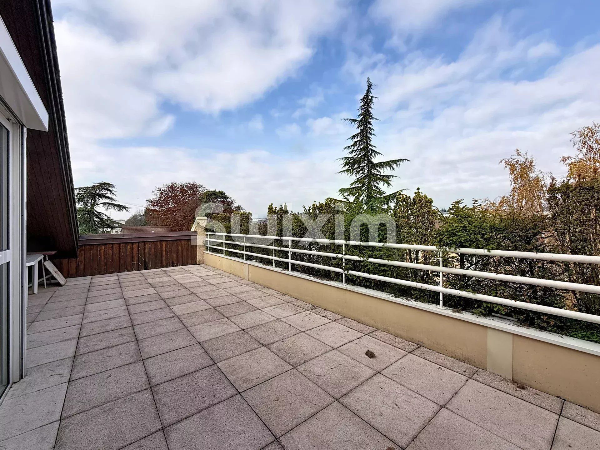 appartement 5 Pièces en vente sur Ferney-Voltaire (01210)