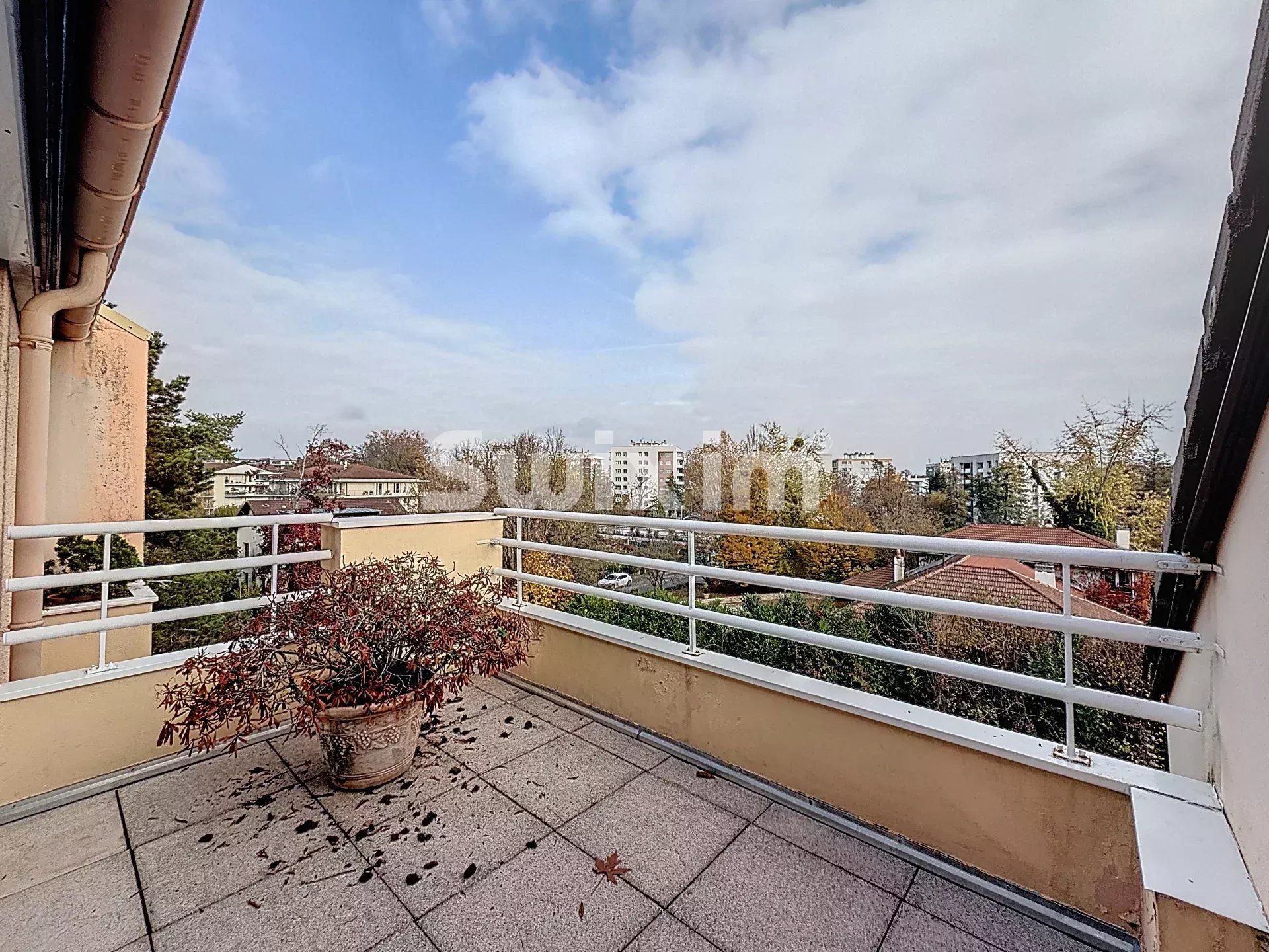 appartamento 5 Camere in vendita su Ferney-Voltaire (01210)