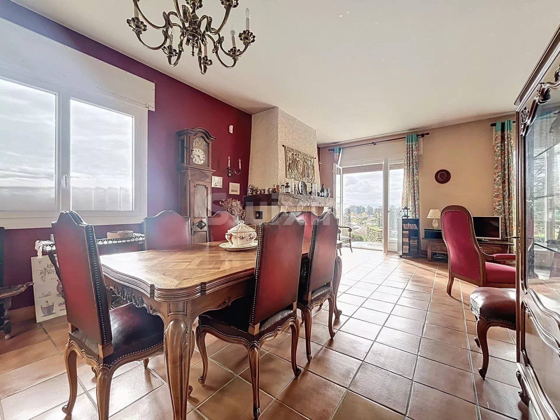 propriété 12 Pièces en vente sur Dardilly (69570)