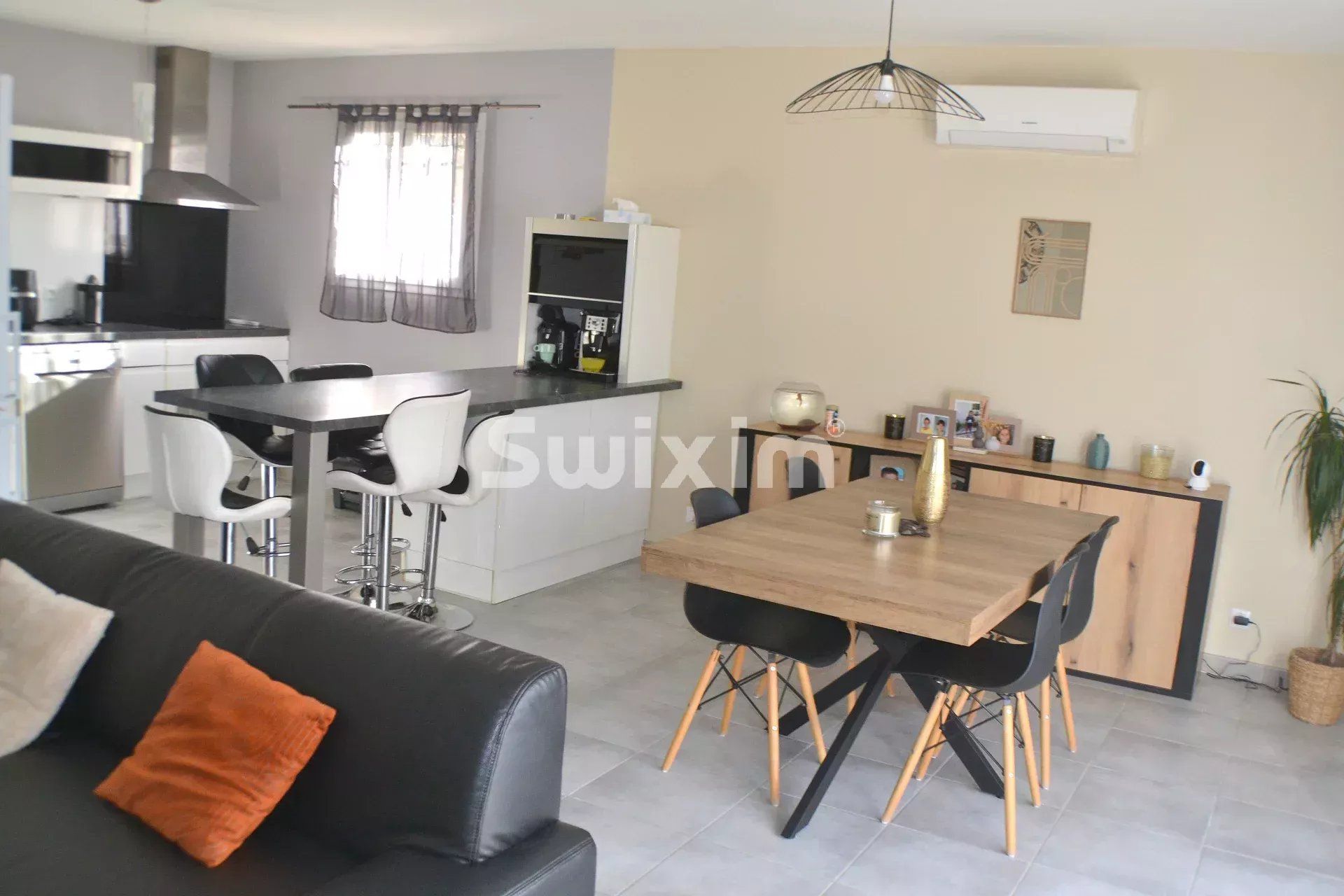 villa 5 Camere in vendita su Jonquières-Saint-Vincent (30300)