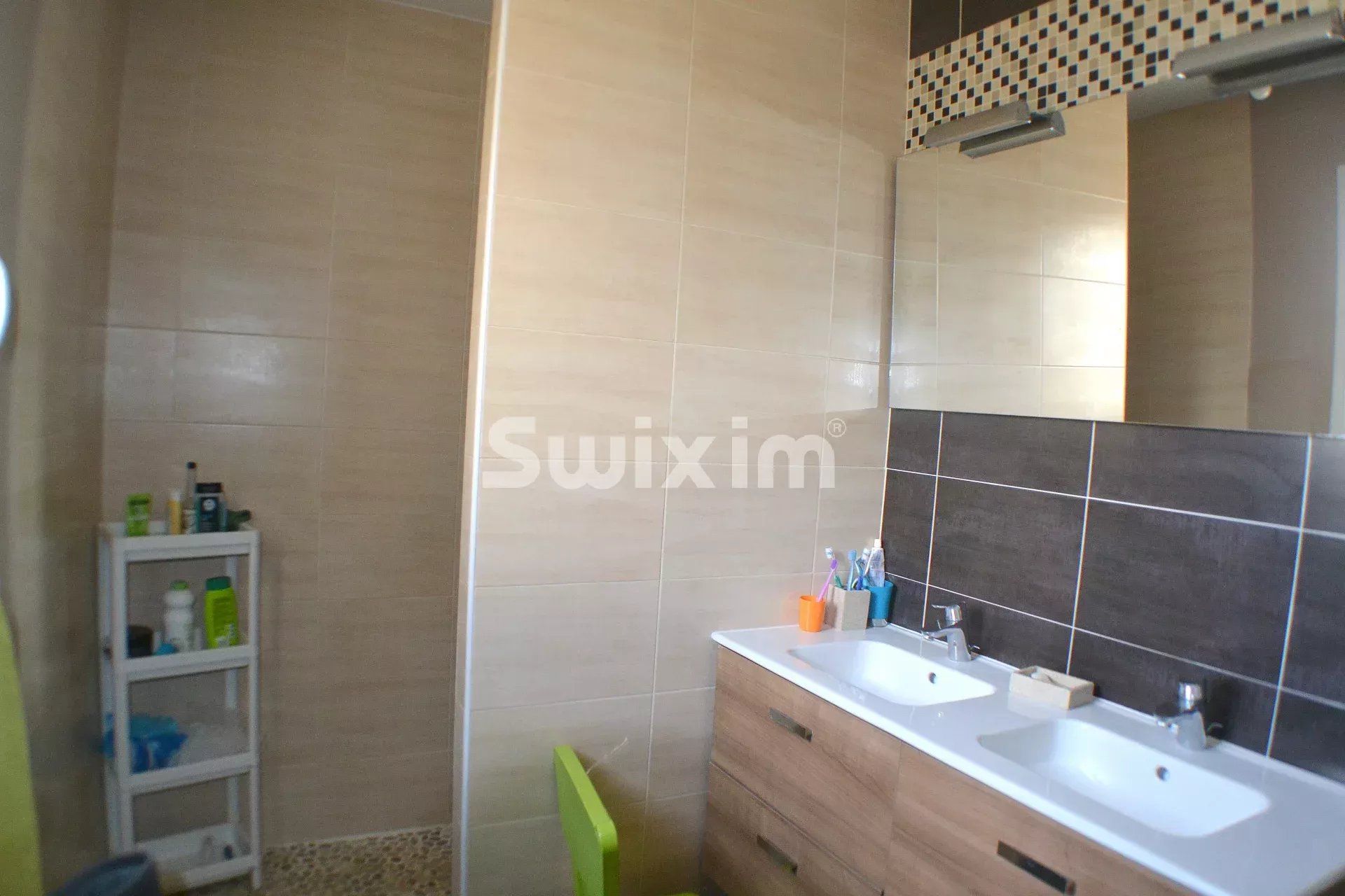 villa 5 Camere in vendita su Jonquières-Saint-Vincent (30300)