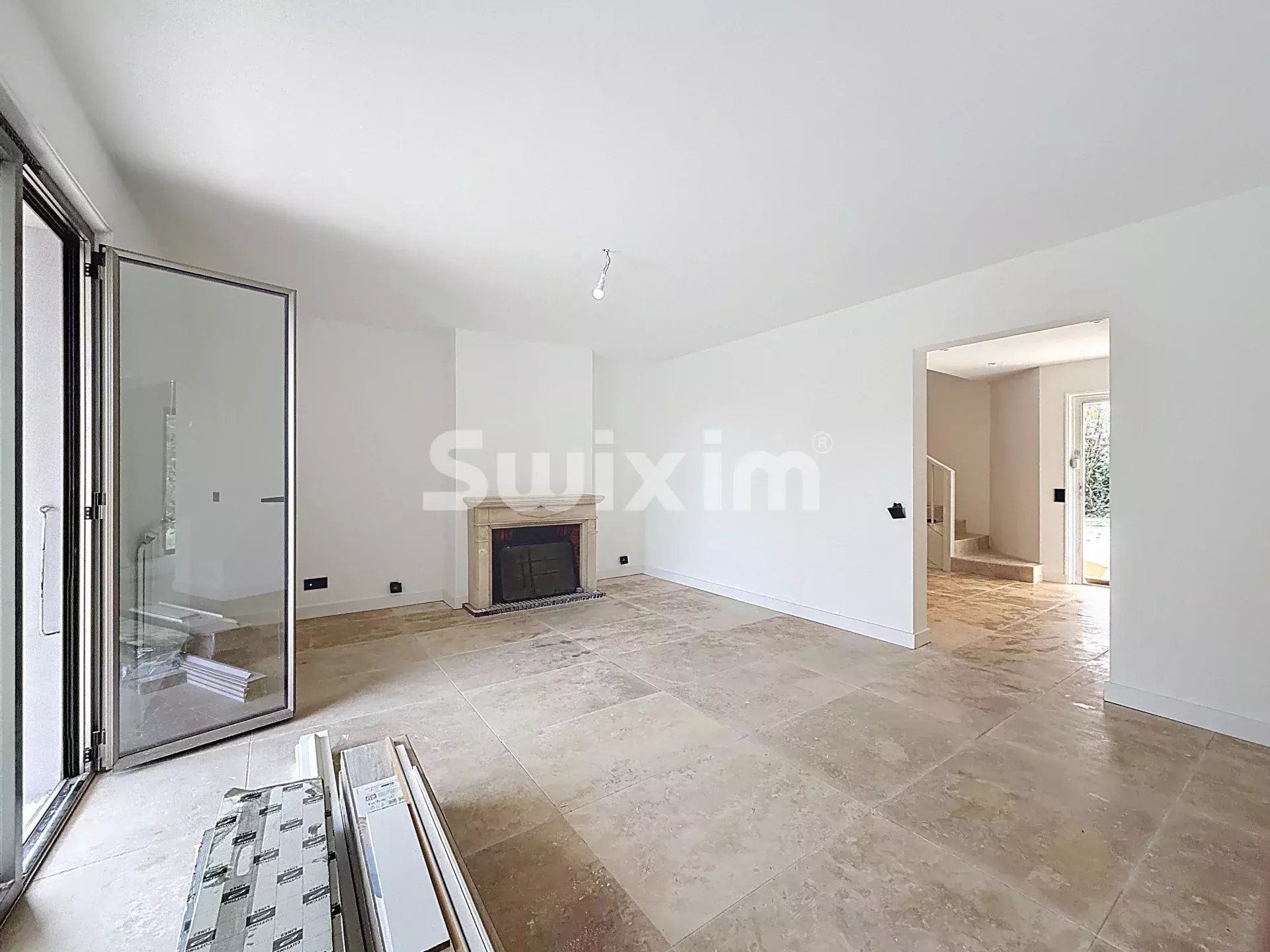 haus 6 Zimmer zum verkauf auf Grilly (01220)