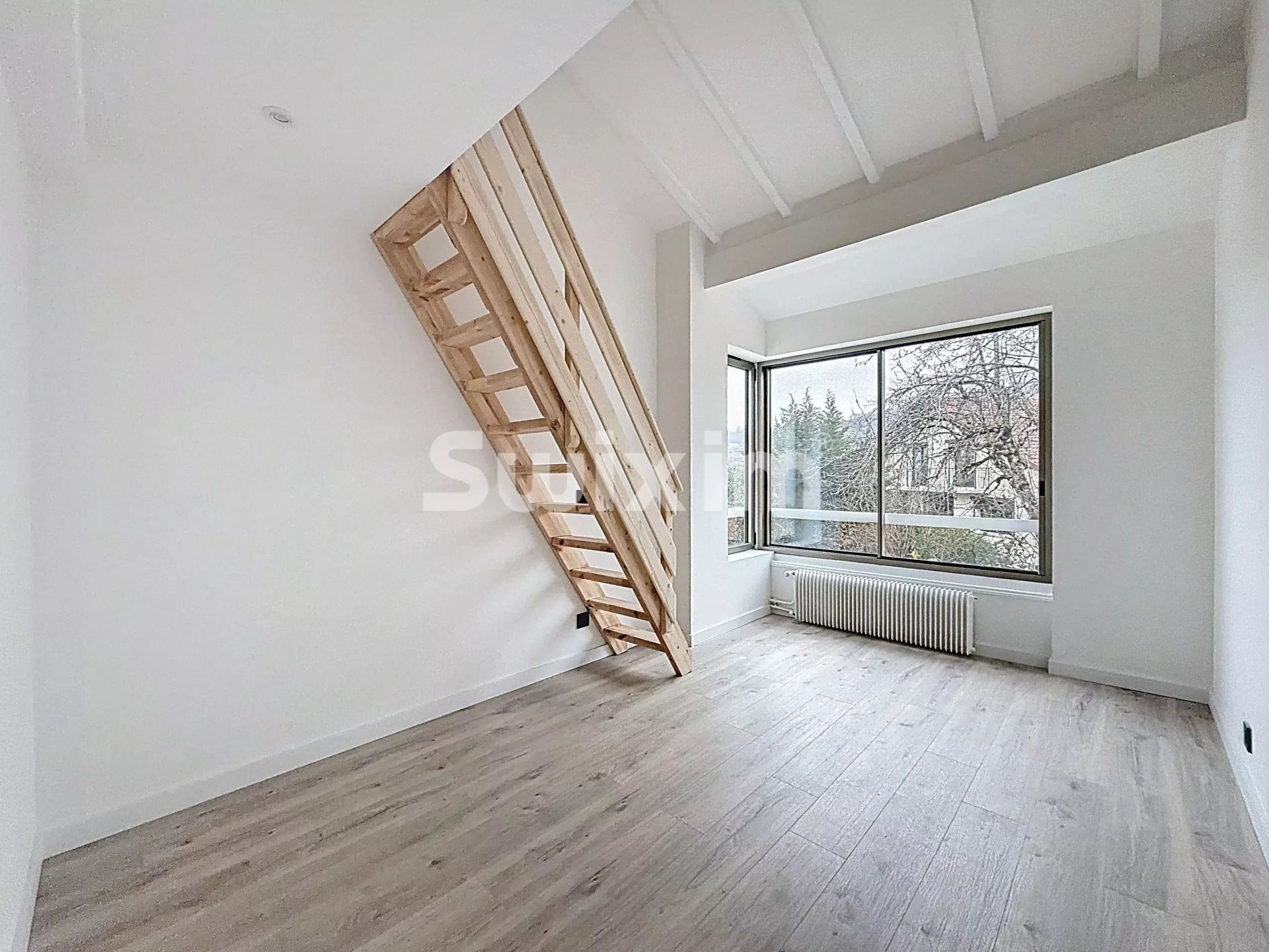 haus 6 Zimmer zum verkauf auf Grilly (01220)