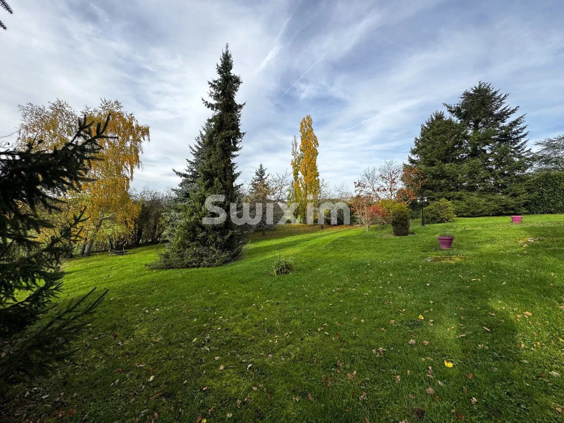 casa 8 Camere in vendita su Avallon (89200)