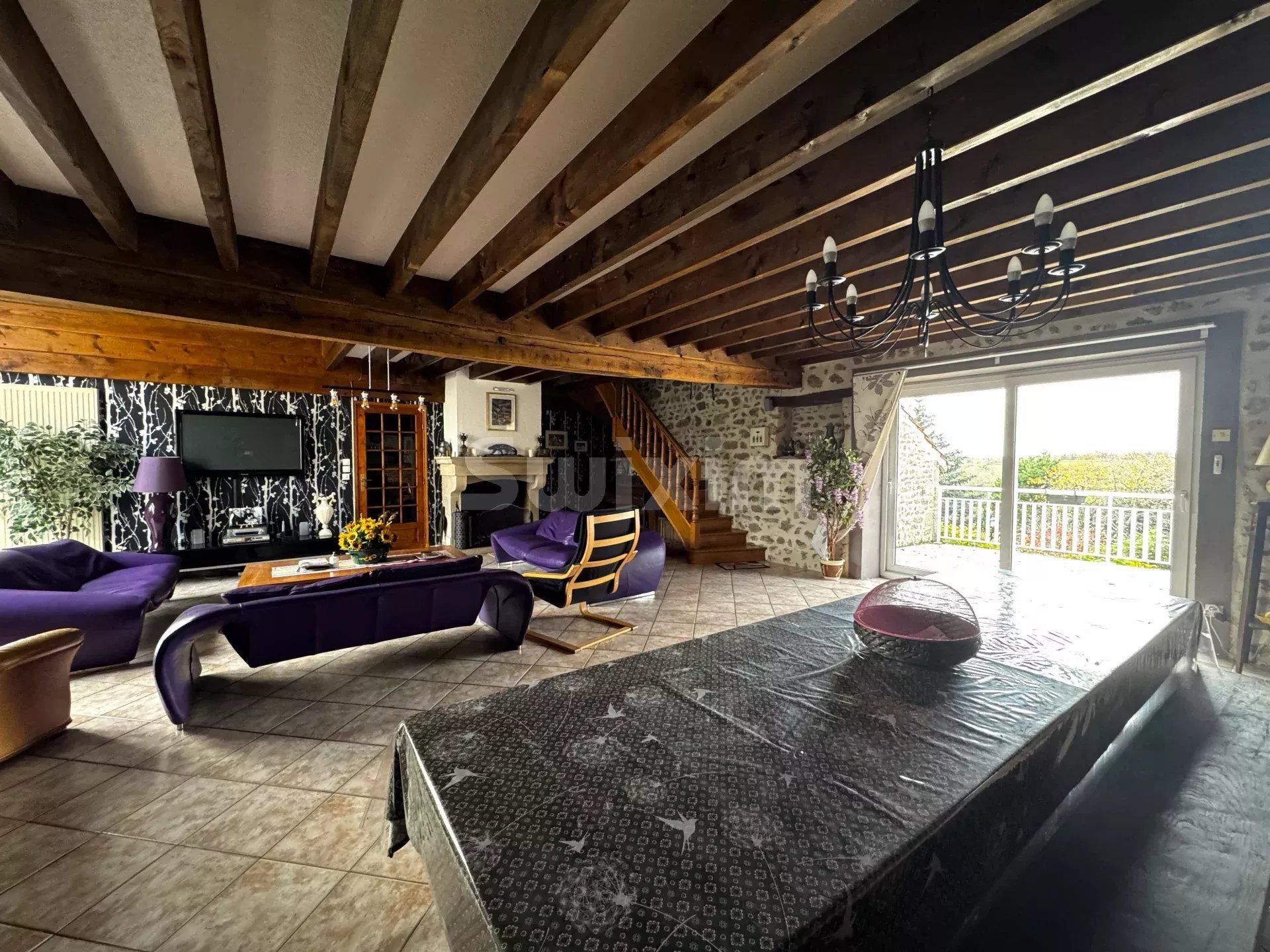 maison 8 Pièces en vente sur Avallon (89200)