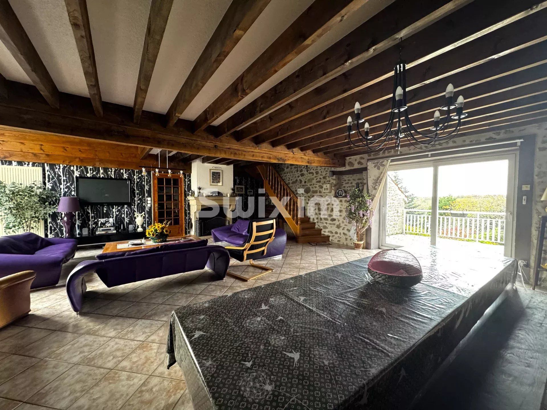 casa 8 Camere in vendita su Avallon (89200)