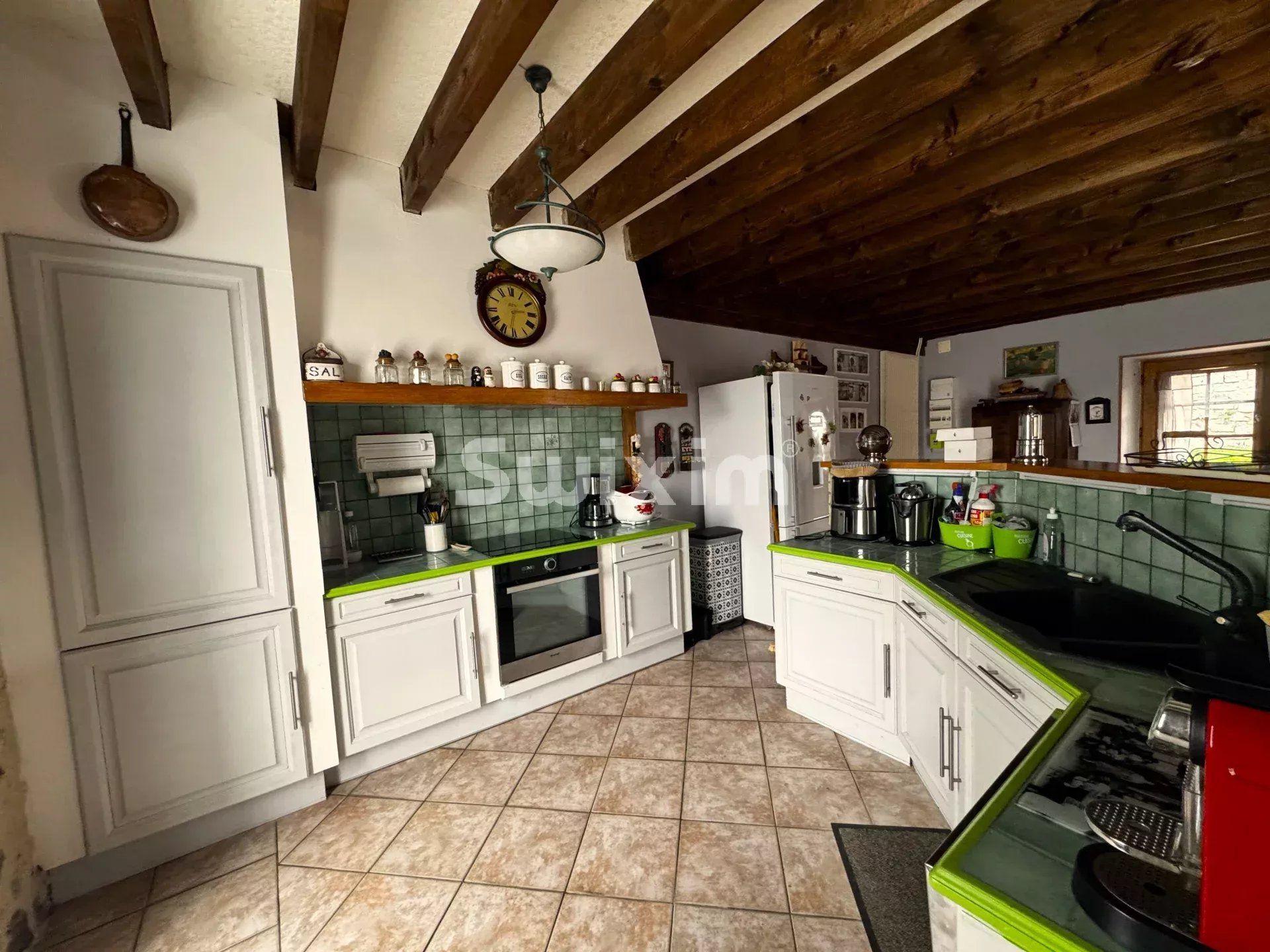 casa 8 Camere in vendita su Avallon (89200)