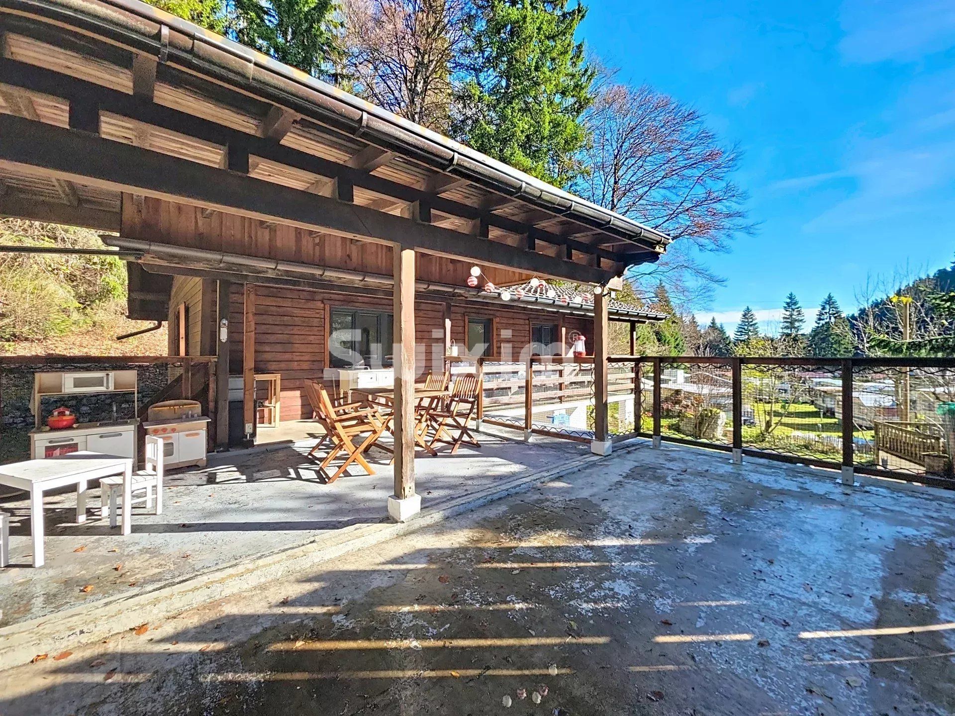 chalet 5.5 Rooms for sale on Saint-Cergue (1264)