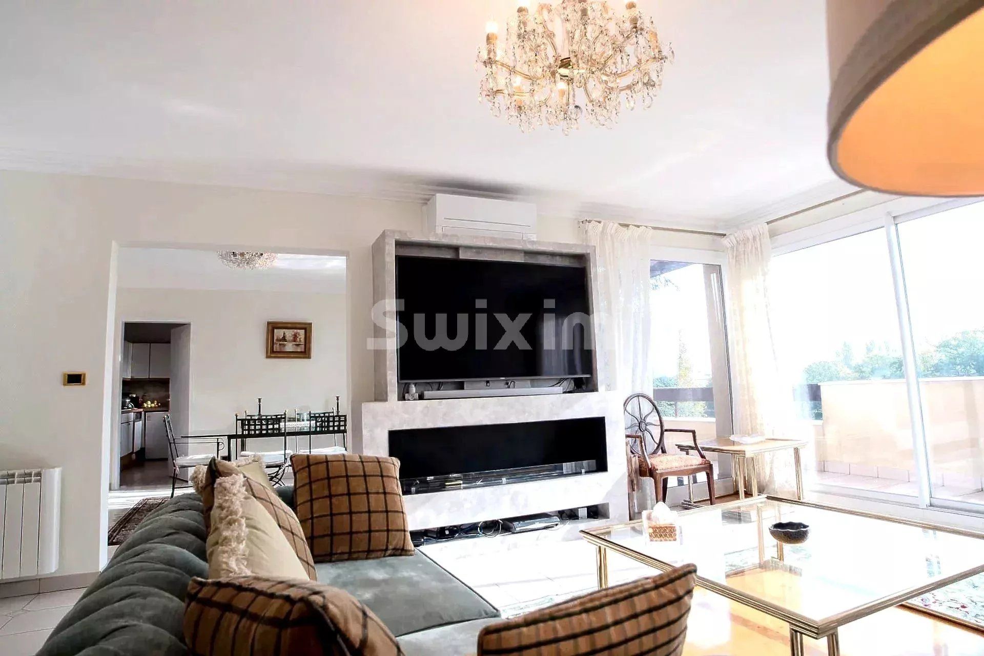 apartment 7 Rooms for sale on Ferney-Voltaire (01210)