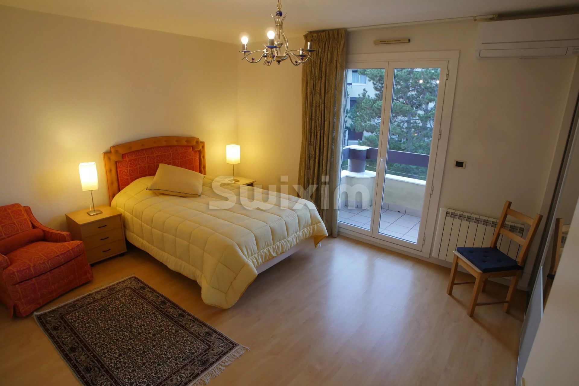 apartment 7 Rooms for sale on Ferney-Voltaire (01210)