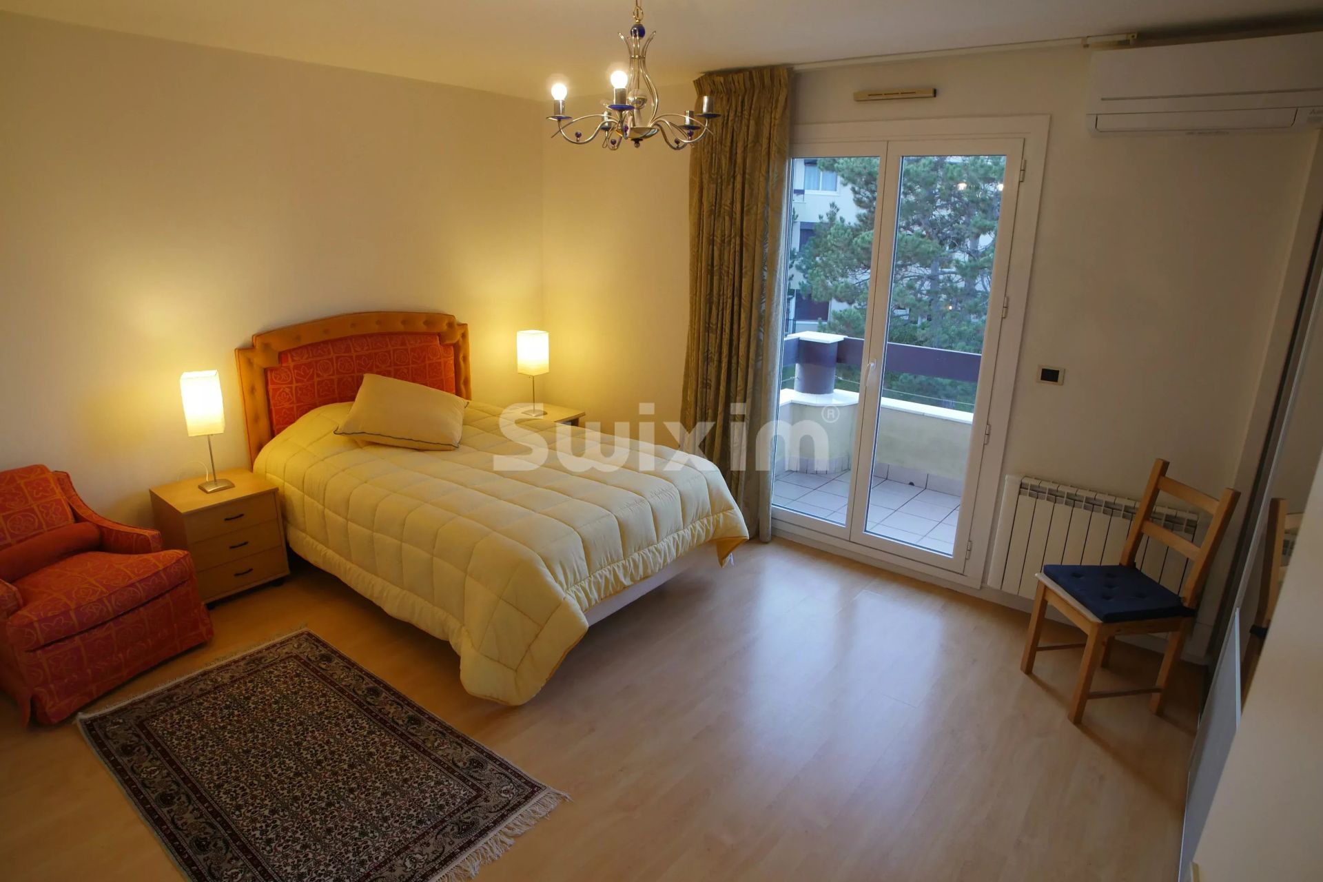 apartment 7 Rooms for sale on Ferney-Voltaire (01210)