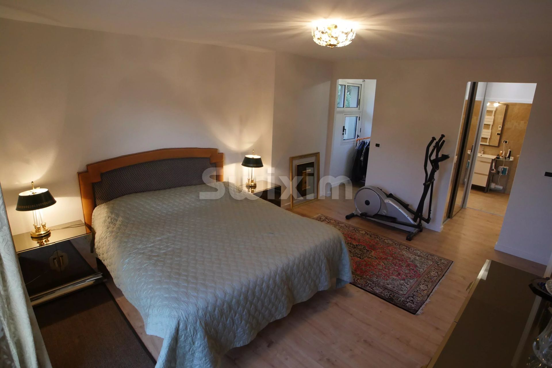 apartment 7 Rooms for sale on Ferney-Voltaire (01210)