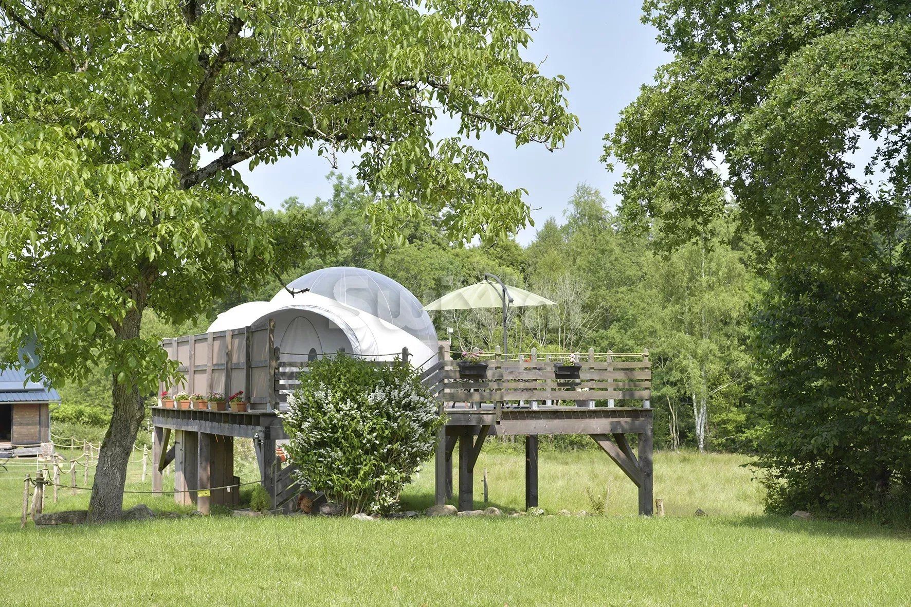 propriété 12 Pièces en vente sur Quarré-les-Tombes (89630)