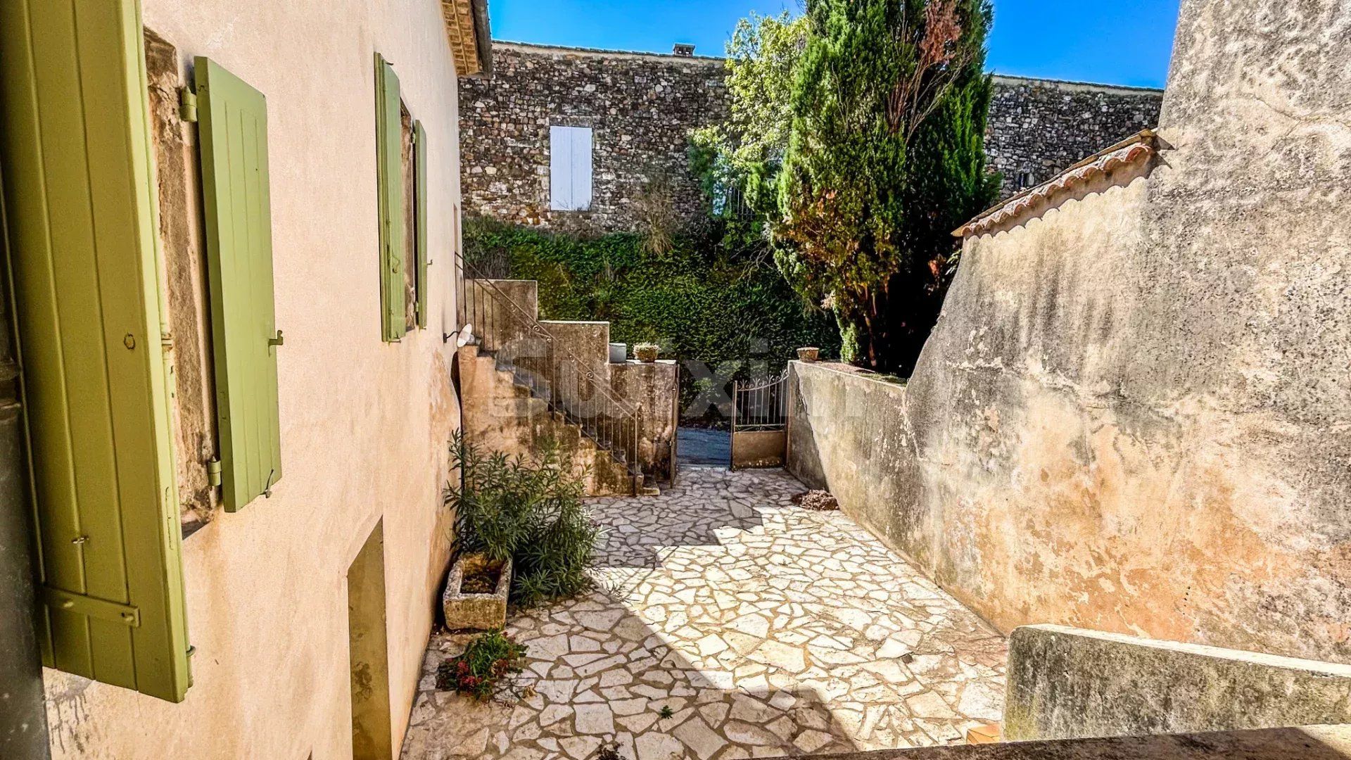 casa 6 Salas en venta en Uzès (30700)