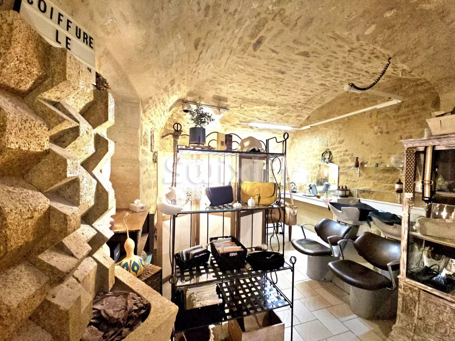 commerce en vente sur Castillon-du-Gard (30210)