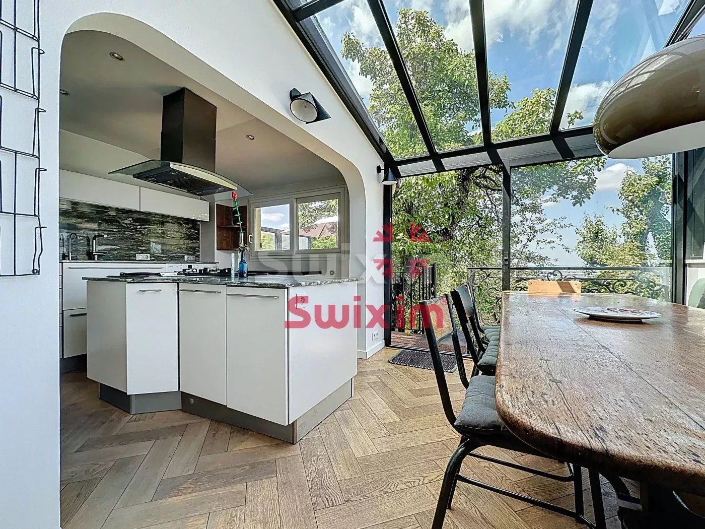 maison 8 Pièces en vente sur Les Lilas (93260)