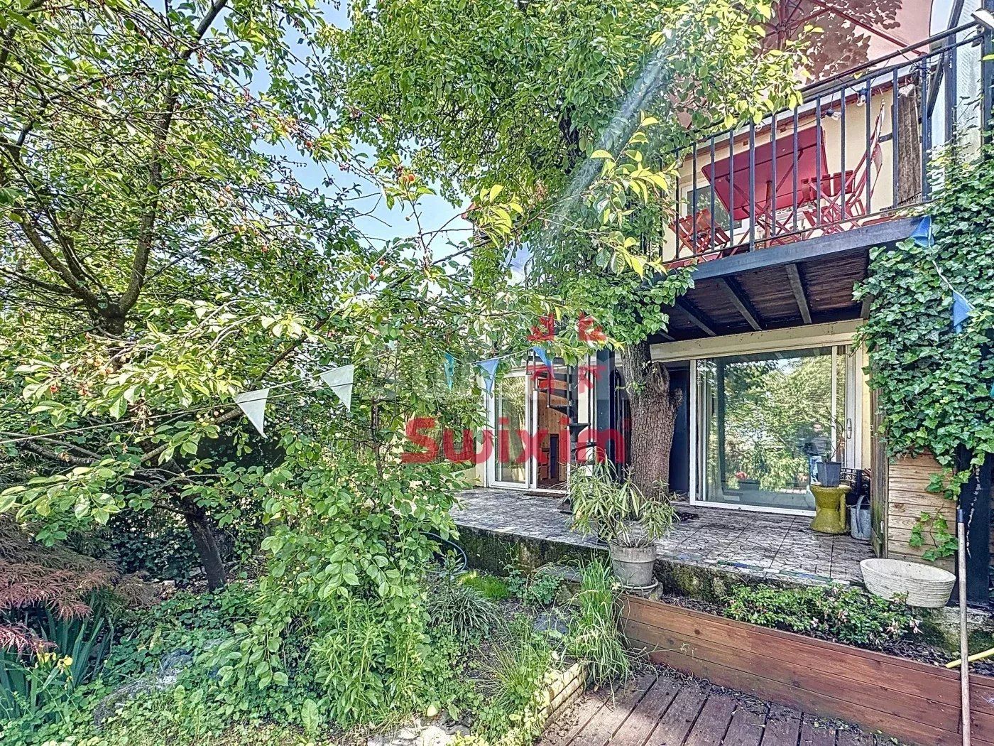 maison 8 Pièces en vente sur Les Lilas (93260)