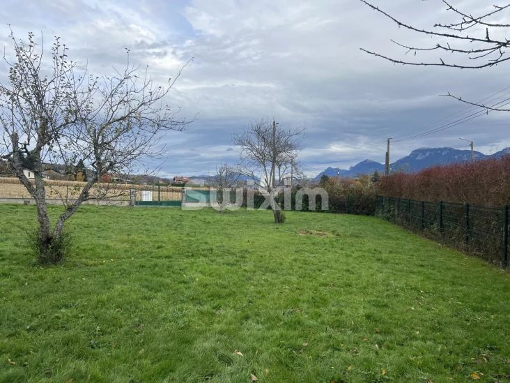 Vente Terrain à bâtir Groisy 897 m²