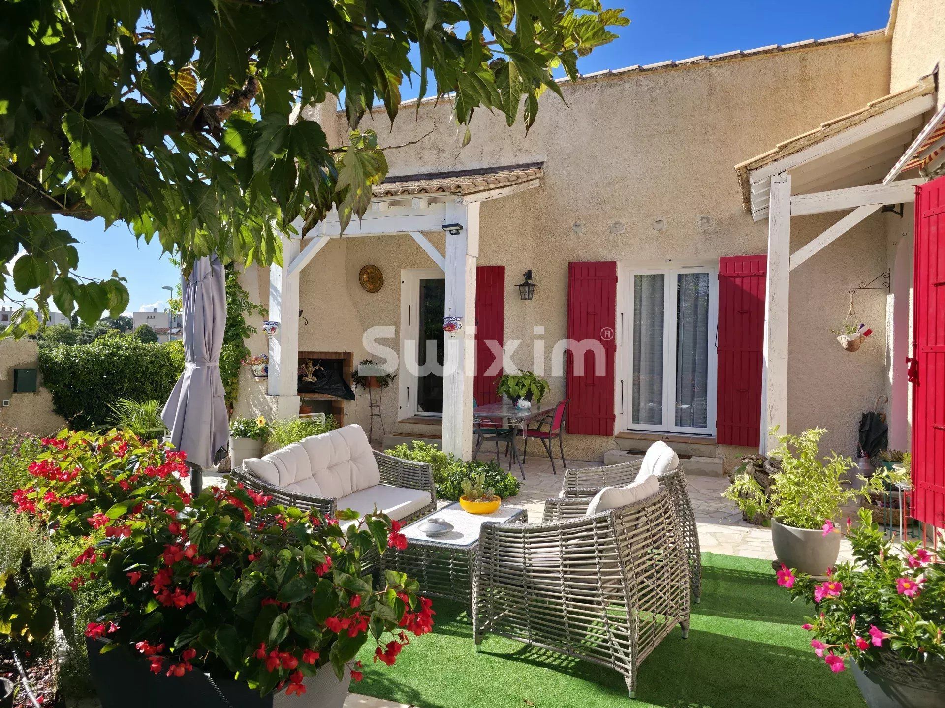 casa 5 Camere in vendita su Valréas (84600)