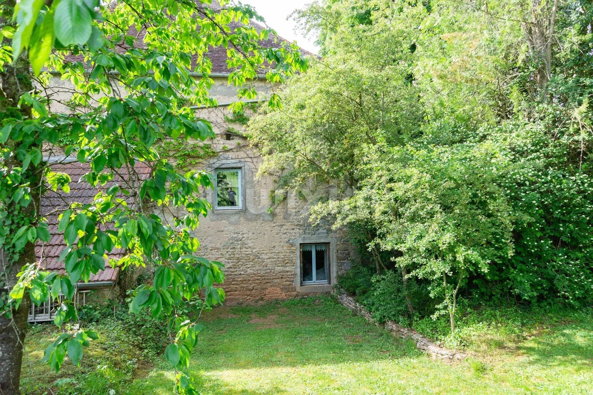 casa 12 Salas en venta en Saint-Léger-sur-Dheune (71510)