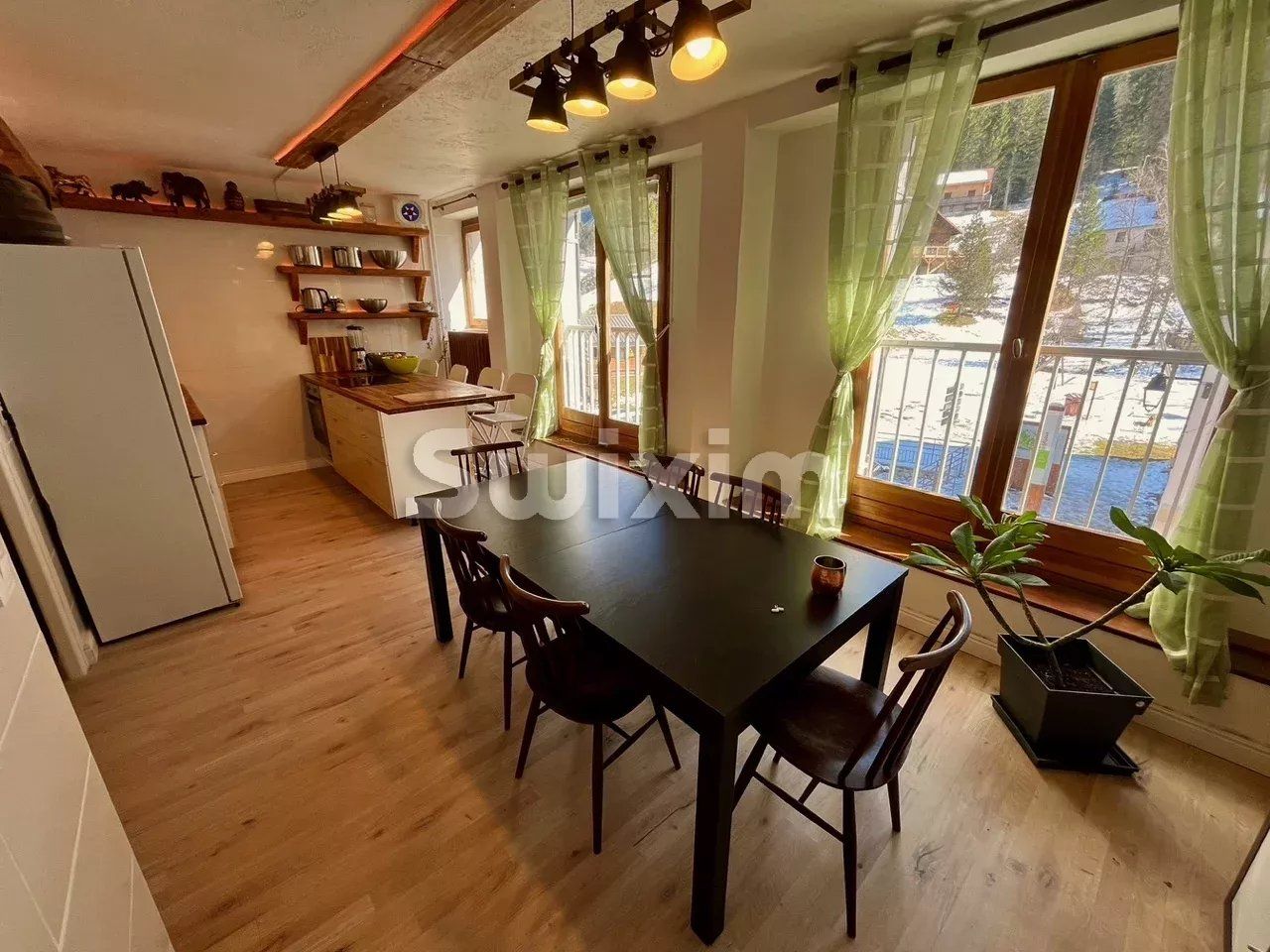 maison 11 Pièces en vente sur Mijoux (01410)