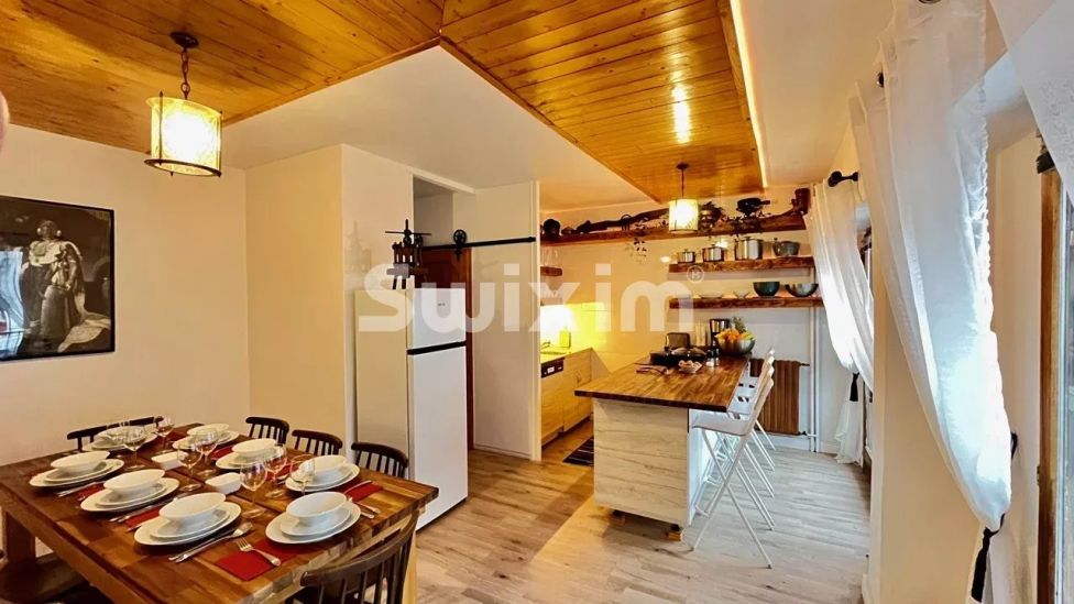 Vente Maison Mijoux 11&nbsp;Pièces 245&nbsp;m²