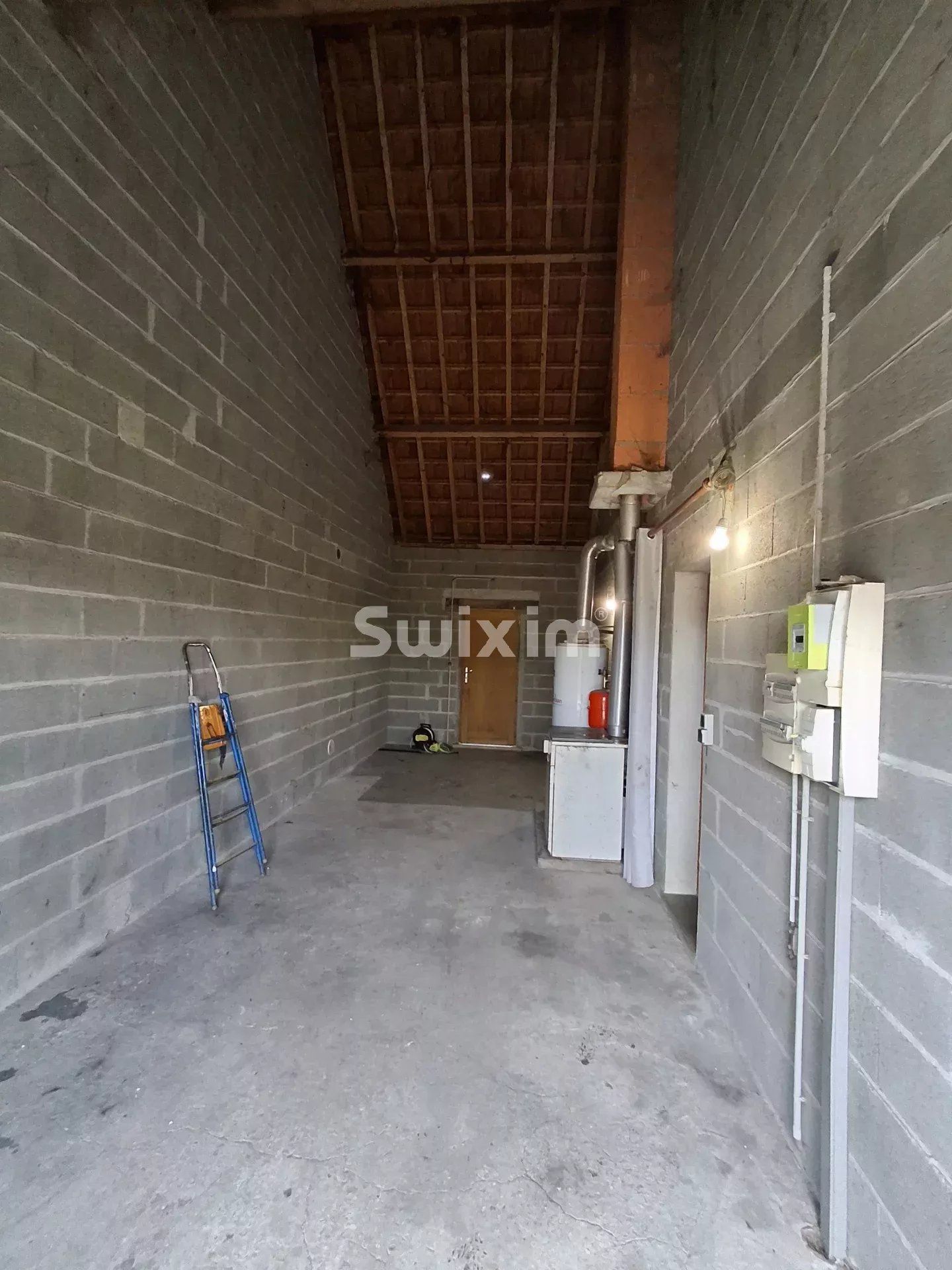 house 4 Rooms for sale on Candé-sur-Beuvron (41120)