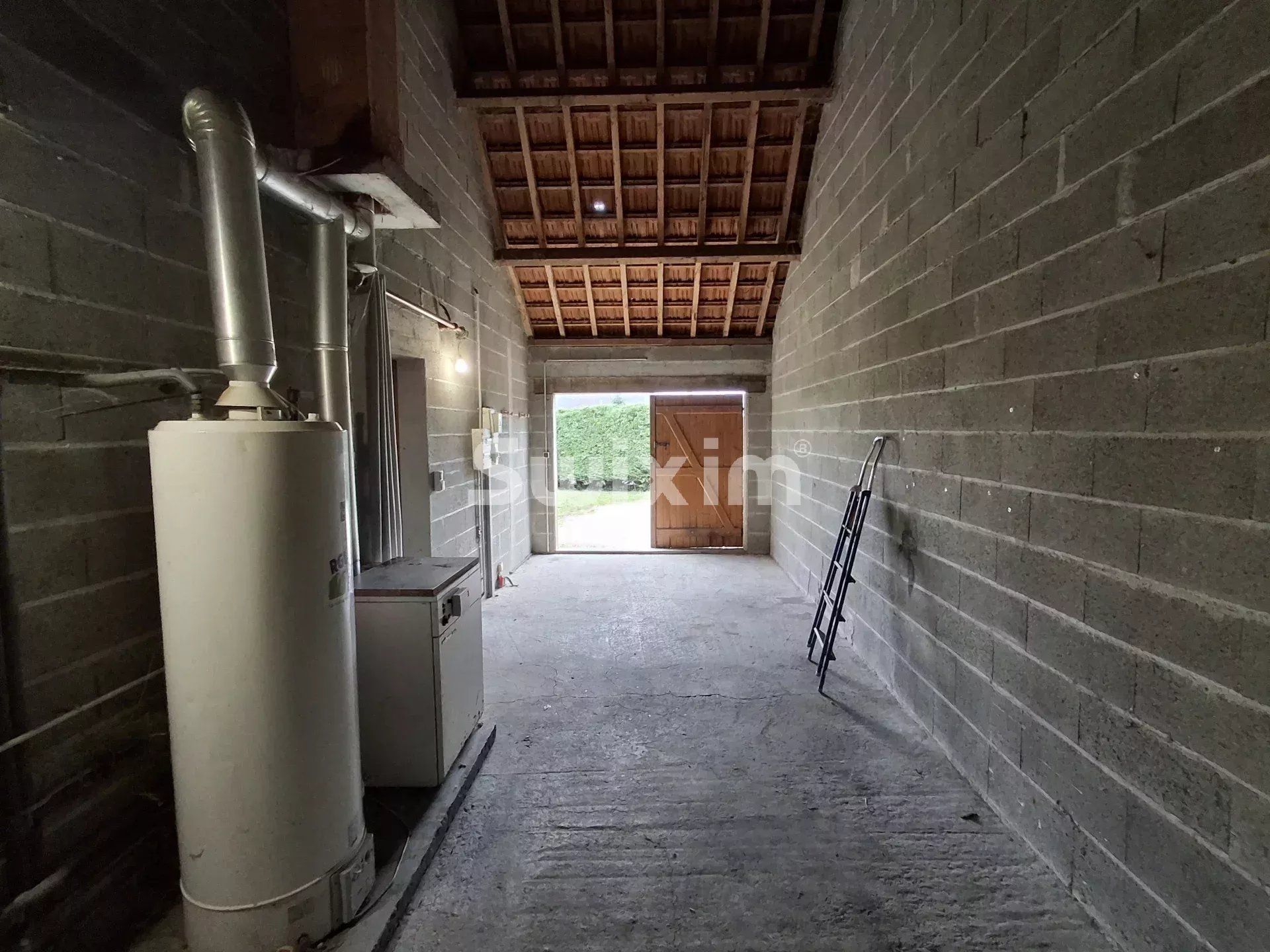 house 4 Rooms for sale on Candé-sur-Beuvron (41120)