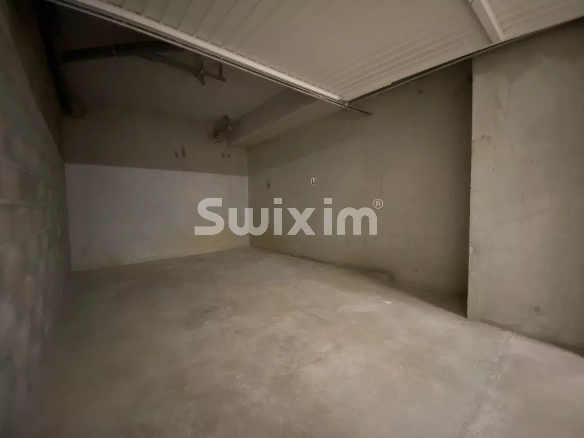 rimessa 1 camera in affitto su Saint-Genis-Pouilly (01630)