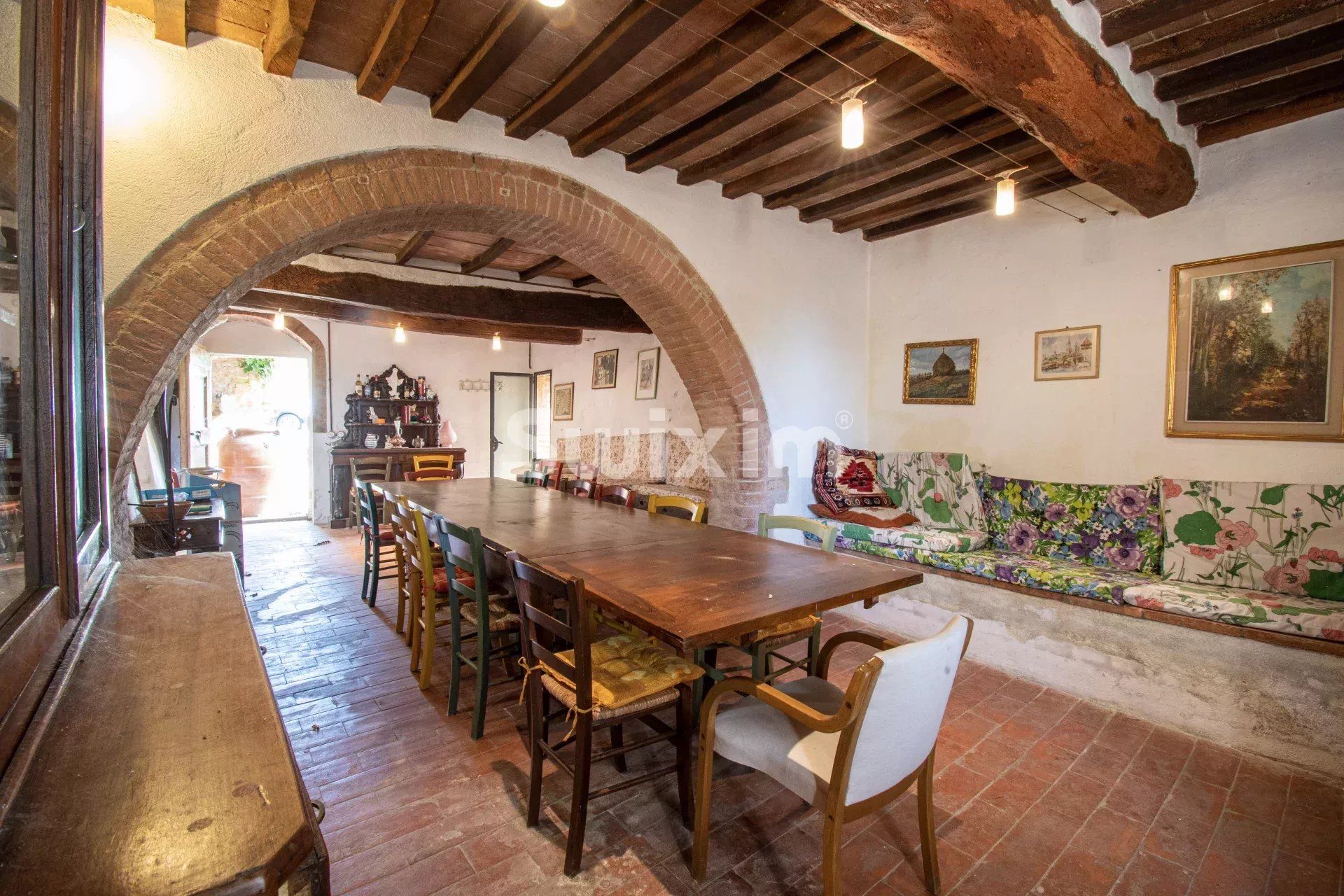 maison 20 Pièces en vente sur Asciano (53041)