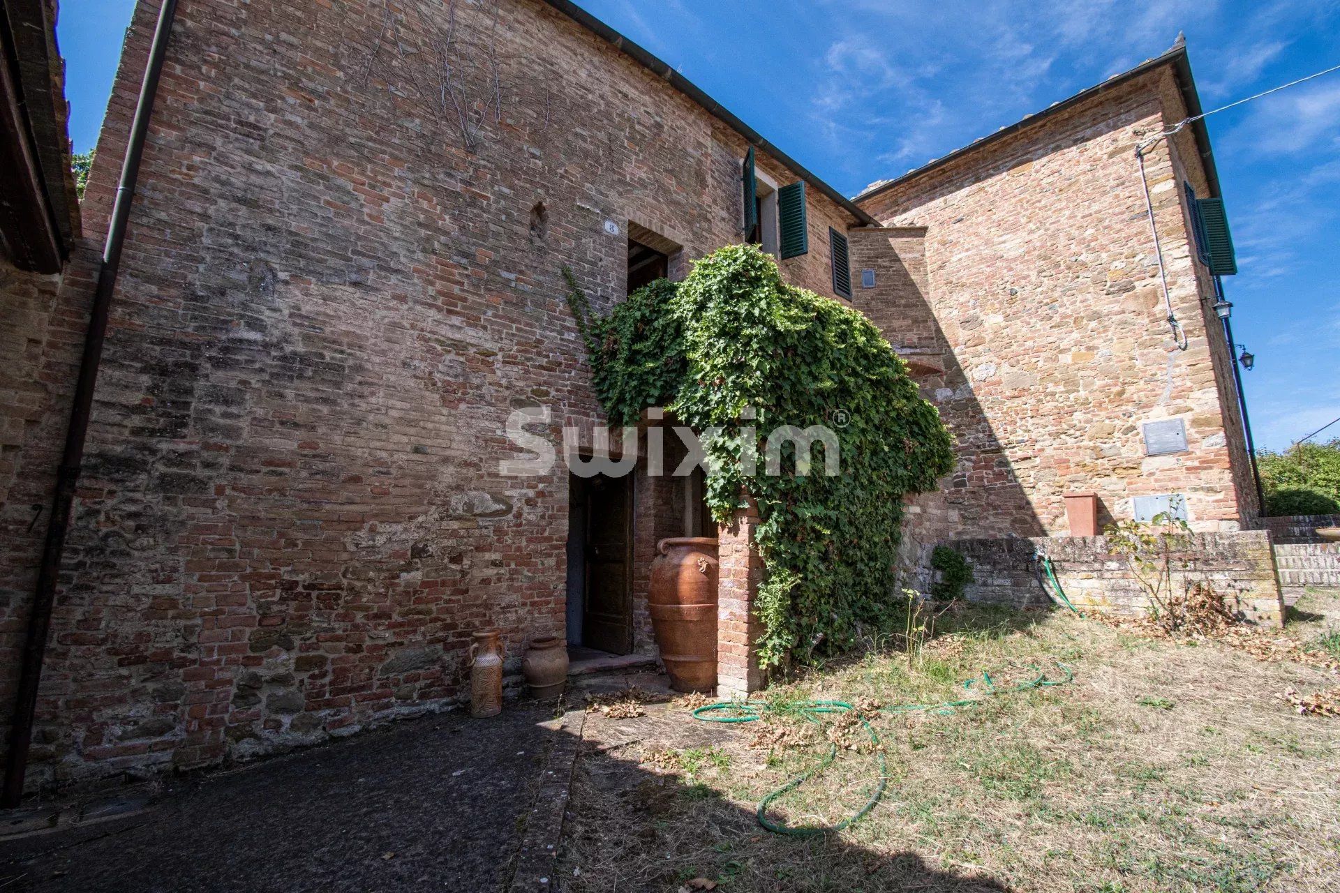 maison 20 Pièces en vente sur Asciano (53041)