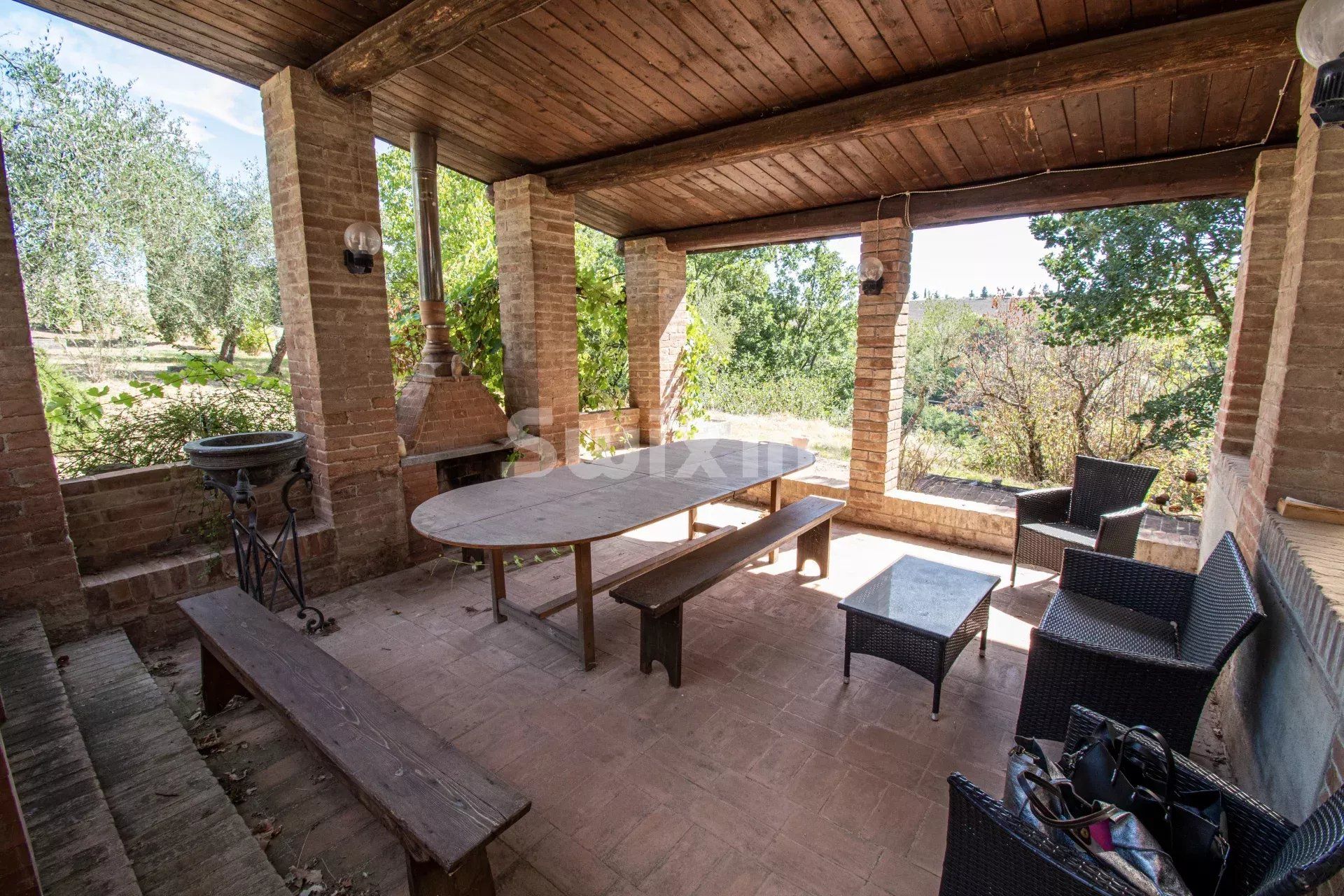 maison 20 Pièces en vente sur Asciano (53041)