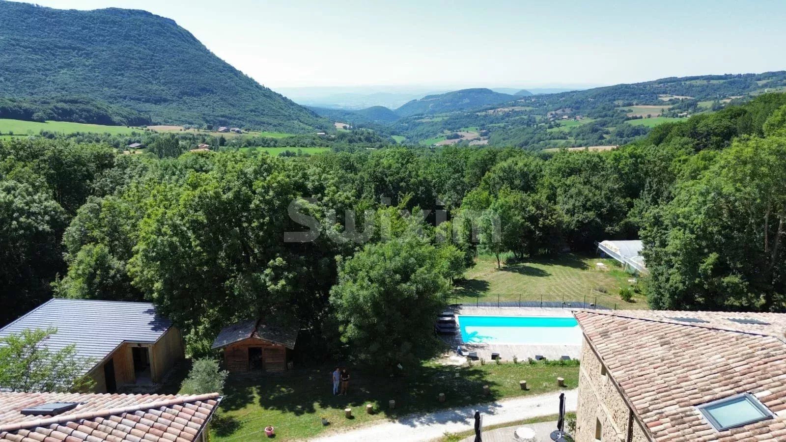 local comercial 26 Salas en venta en Dieulefit (26220)