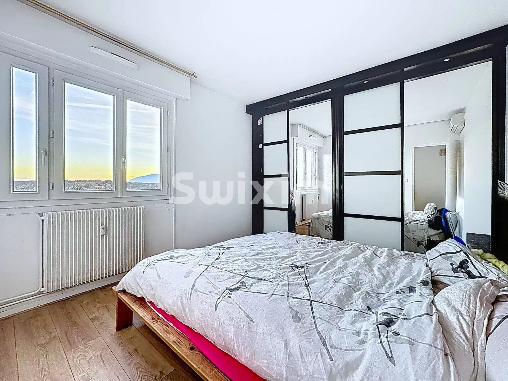 apartment 4 Rooms for sale on Ferney-Voltaire (01210)